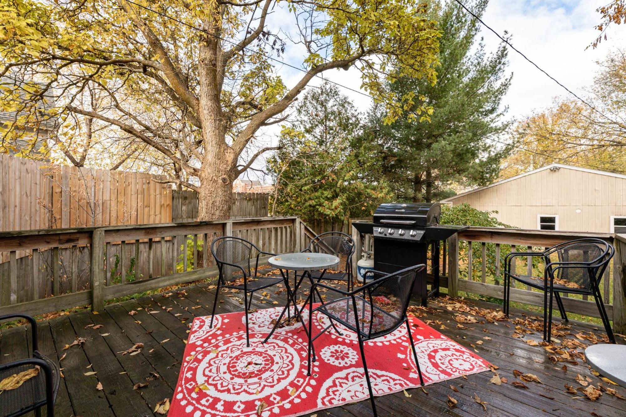 Beautiful House Walk Everywhere Ac Fire Pit Holiday home Traverse City