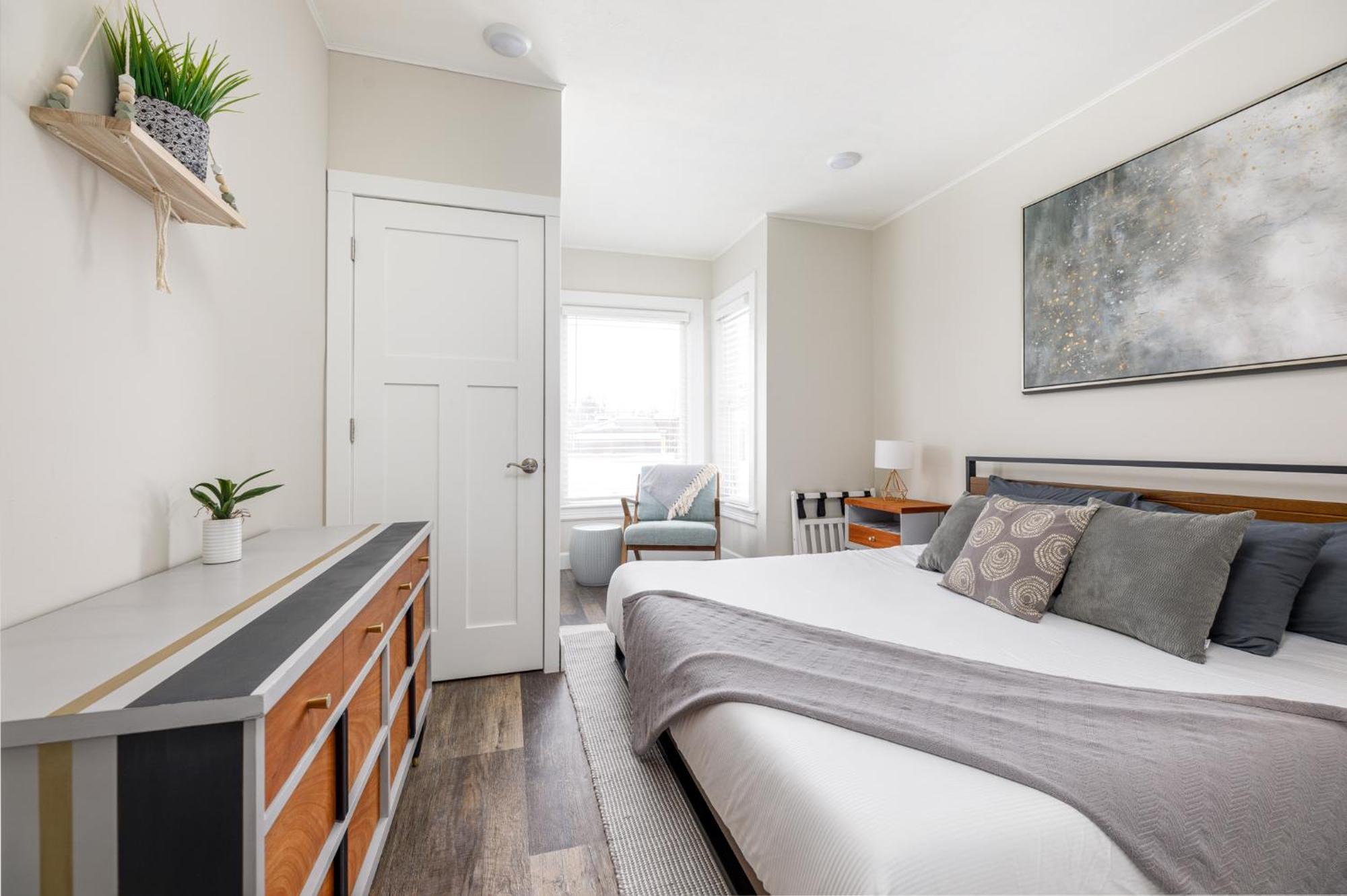 Modern Duplex Downtown Ac Walkable *