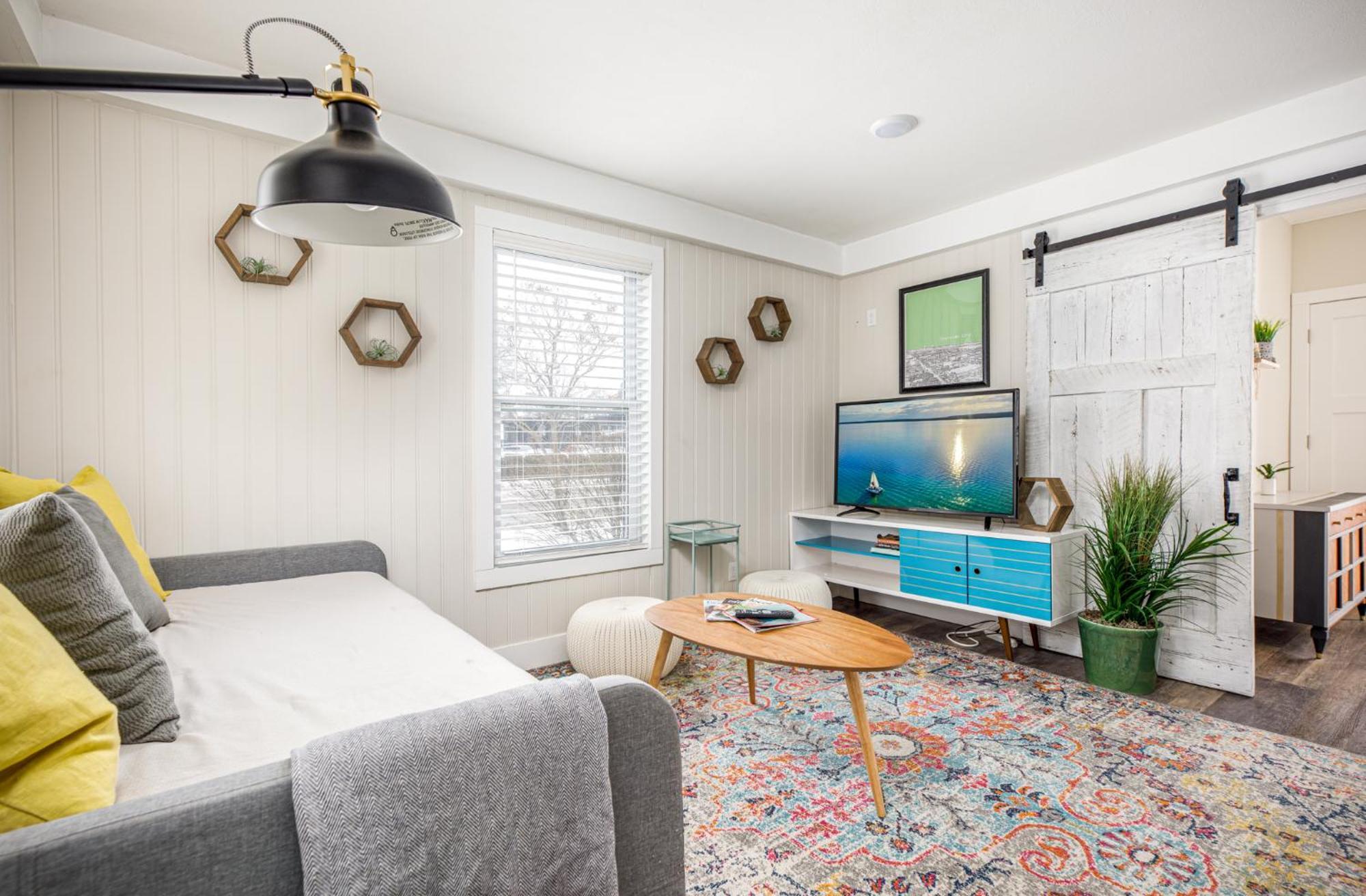 Modern Duplex Downtown Ac Walkable Traverse City