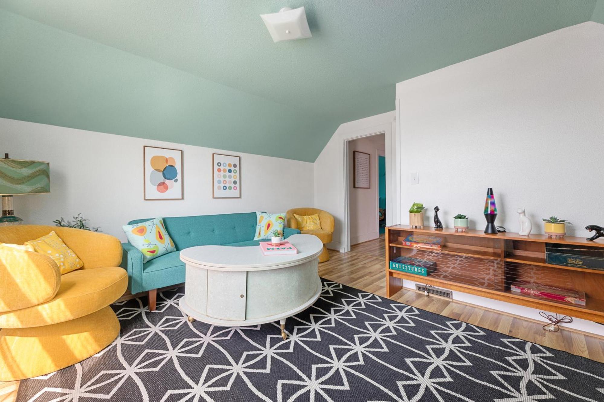Vintage Vibes Duplex Downtown Ac Restaurants *