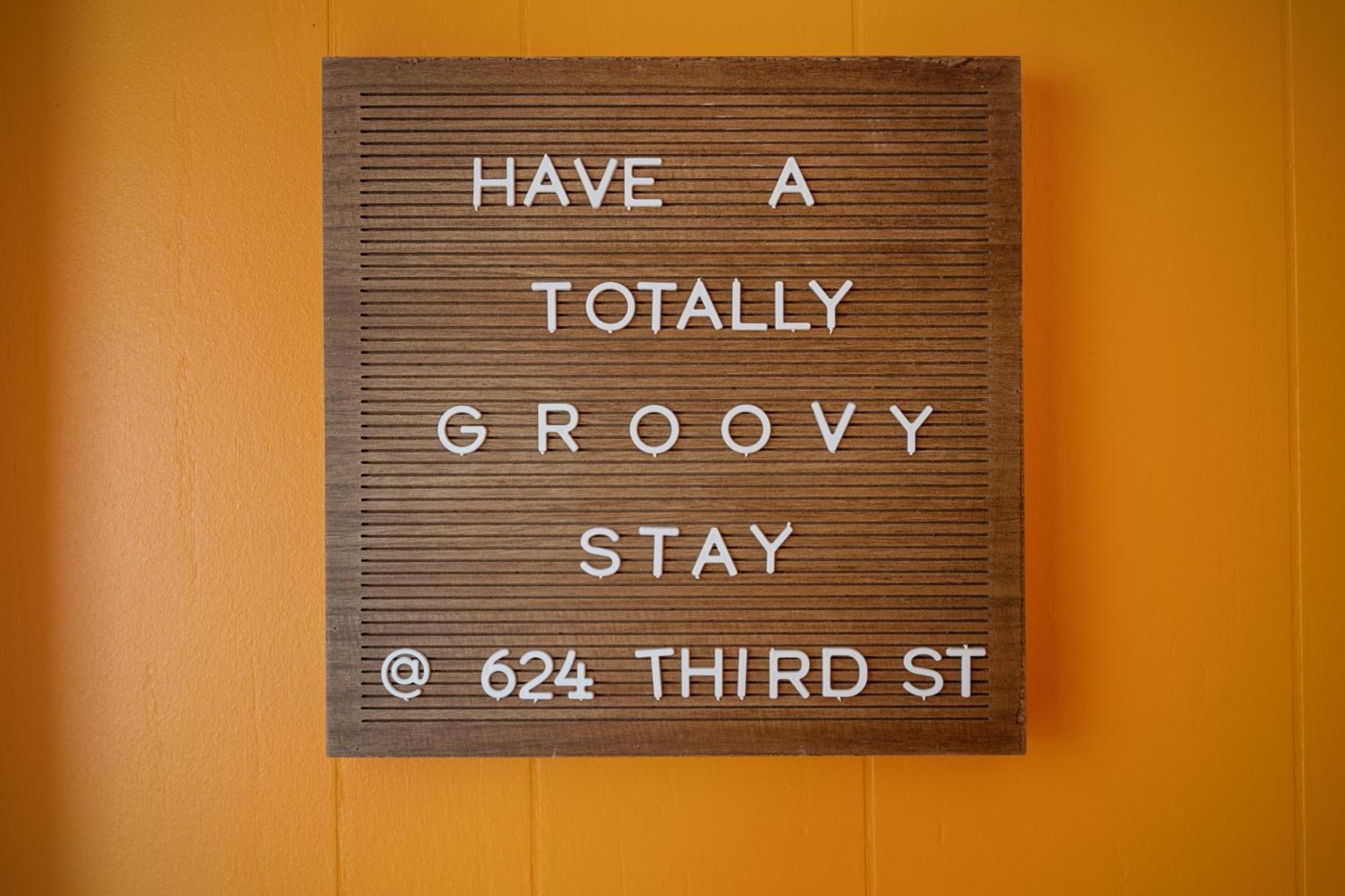 Vintage Vibes Duplex Downtown Ac Restaurants Holiday home Traverse City