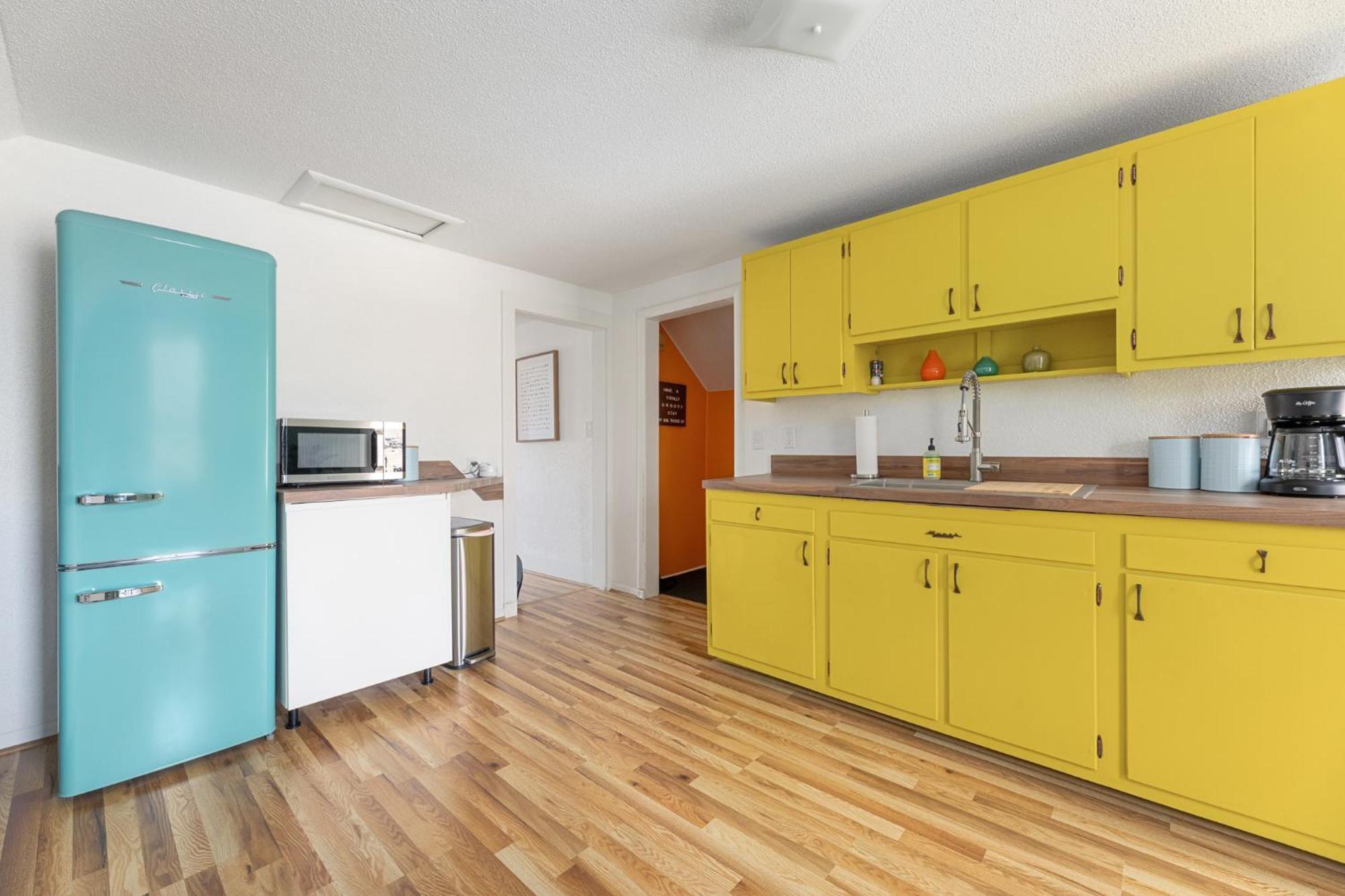 Holiday home Vintage Vibes Duplex Downtown Ac Restaurants *
