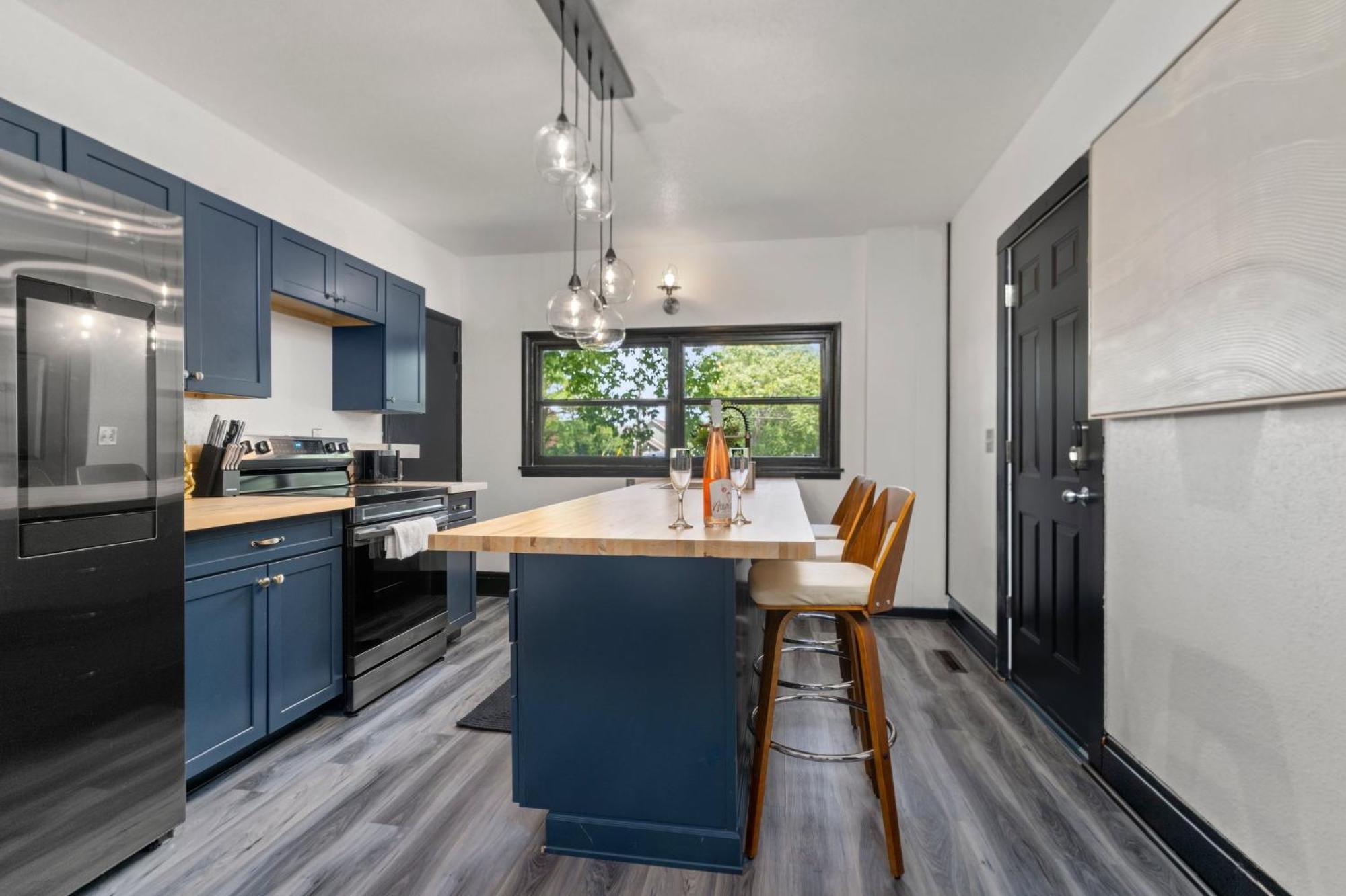 Holiday home Vintage Vibes Duplex Downtown Ac Restaurants Traverse City
