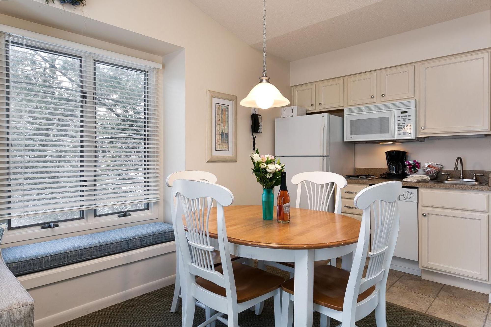 Stunning With Access The Shores 5719 Apartment *