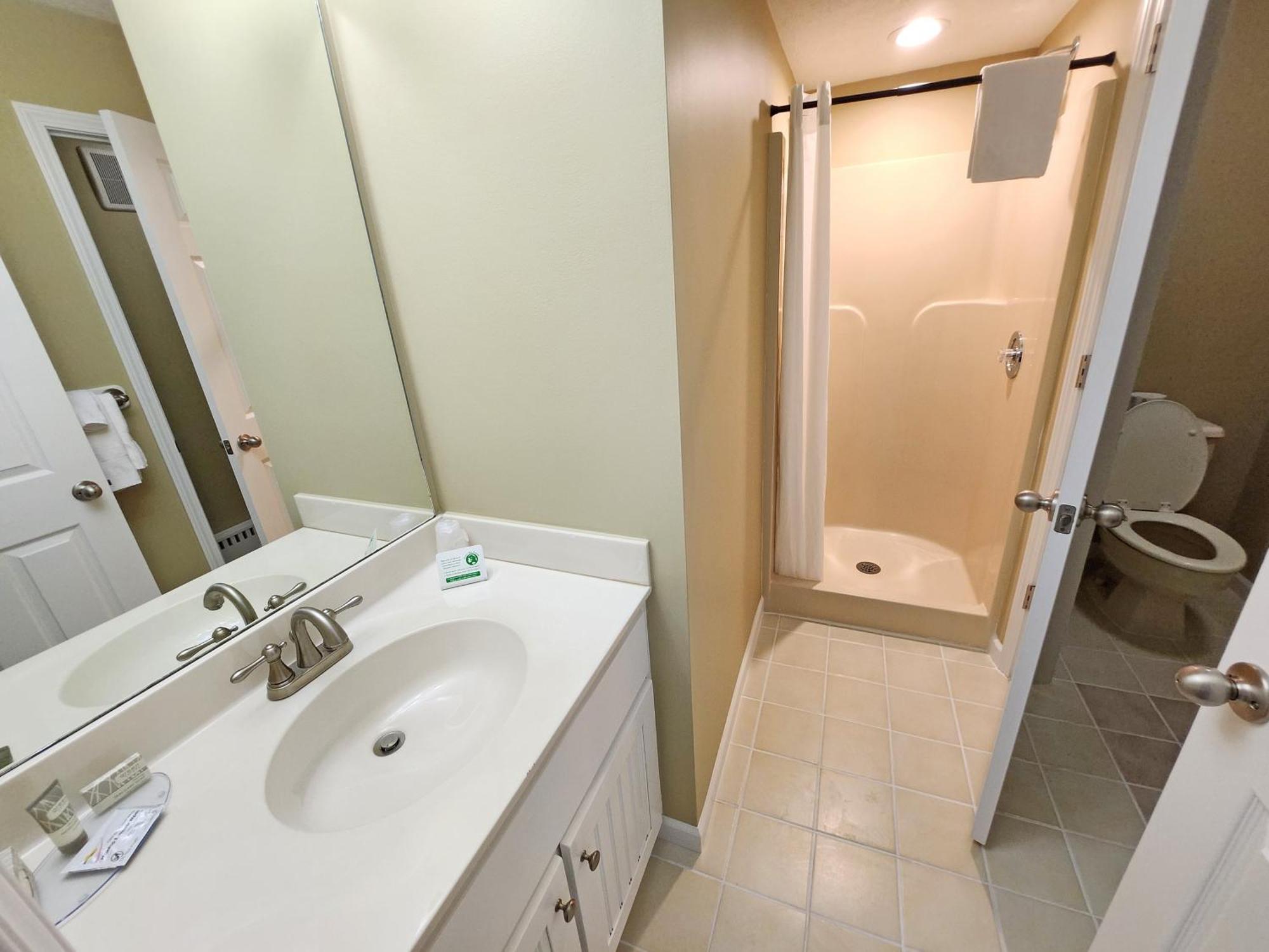 Hotel Pointes North Beachfront 3*