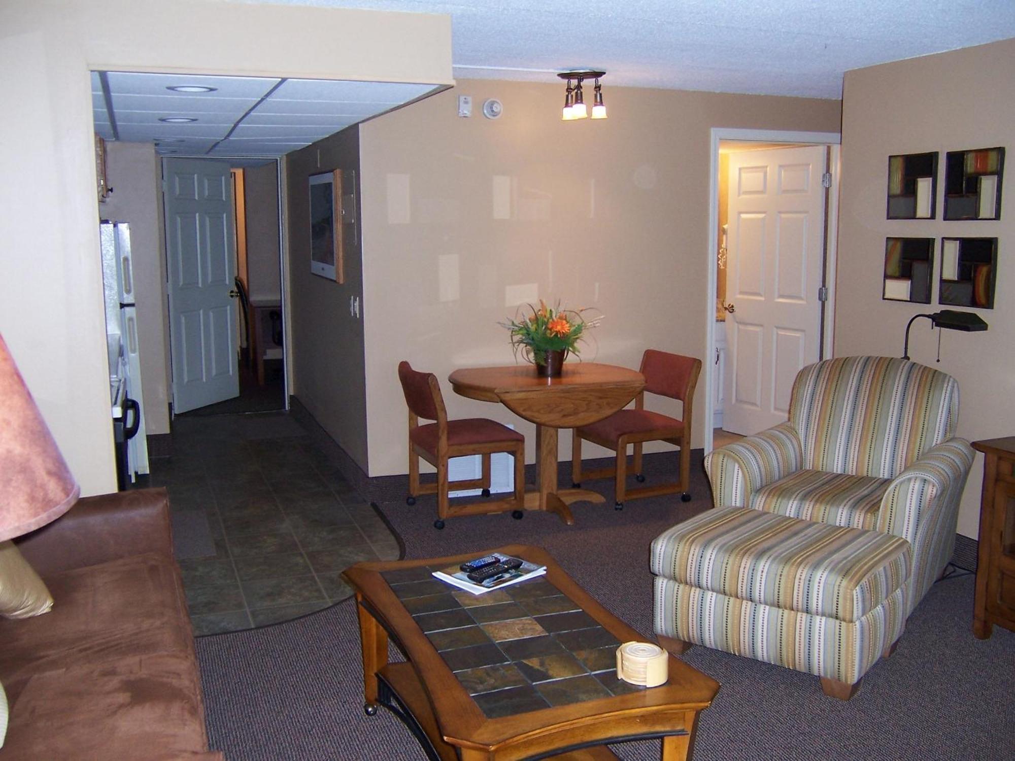 Pinestead Reef Aparthotel