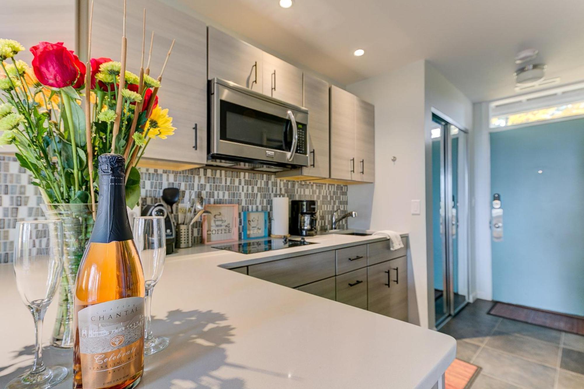 Apartment Cozy Aviation Style View At The Shores