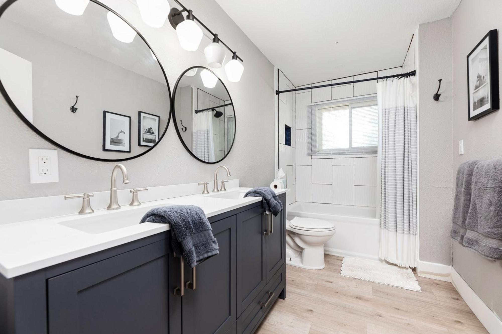 La Petite Ferme - Newly Renovated 3bdr - 6200 Holiday home Traverse City