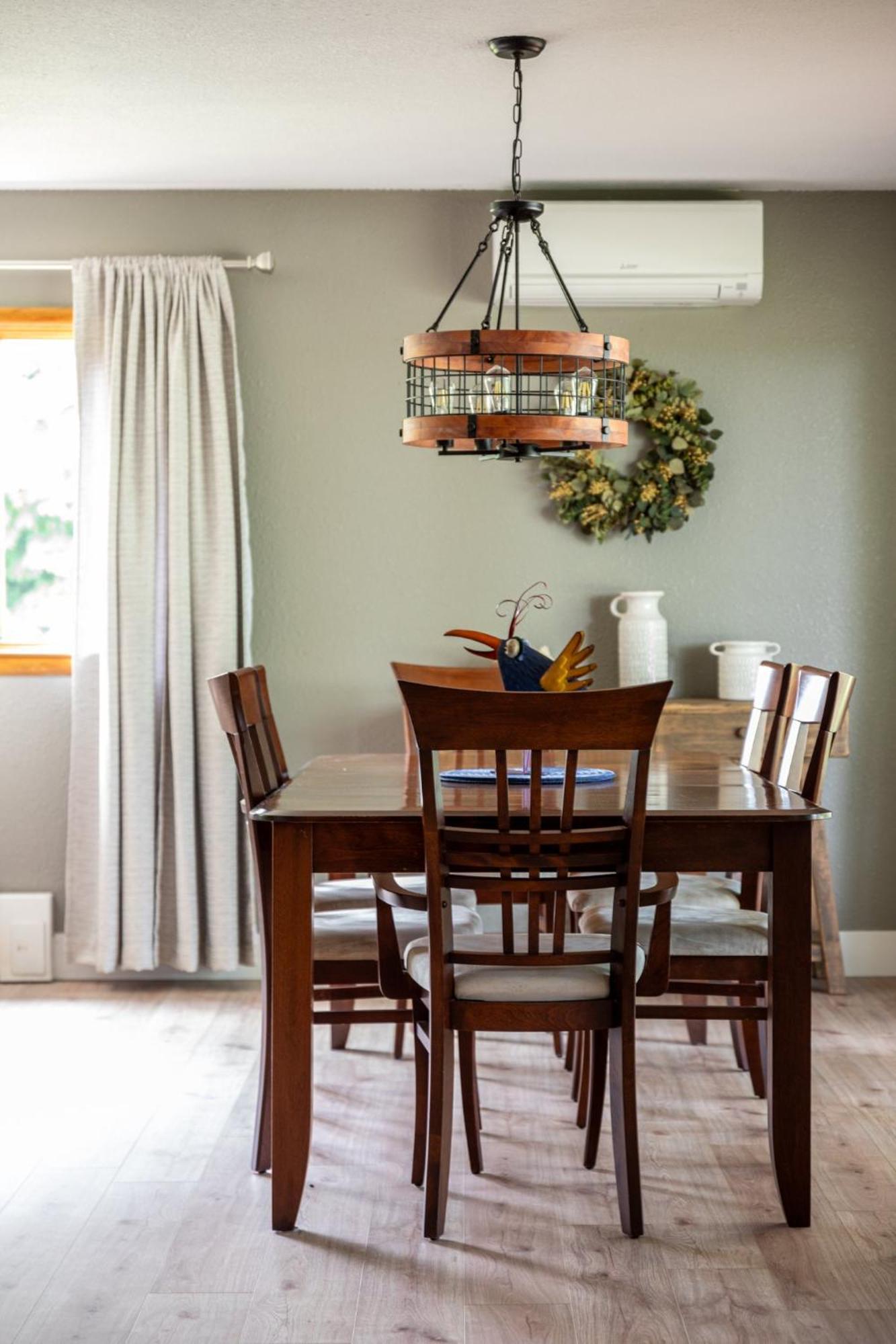 La Petite Ferme - Newly Renovated 3bdr - 6200