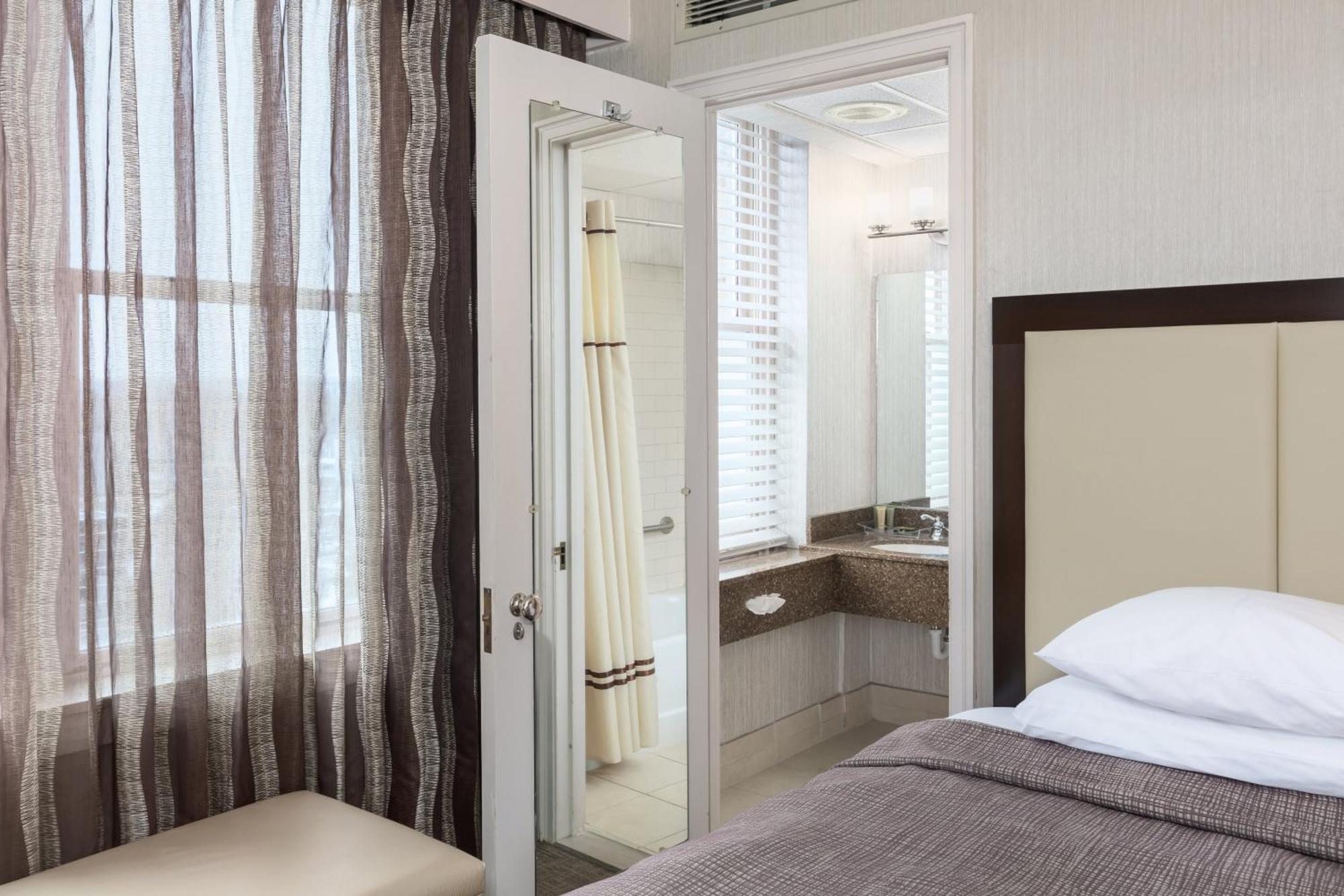 Park Place & Conference Center 3*