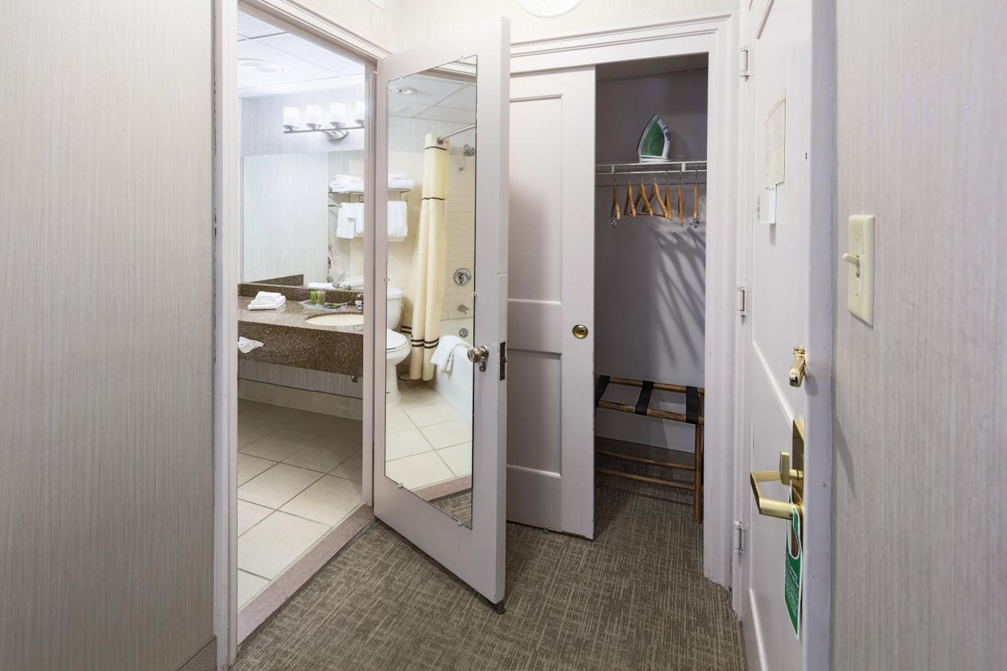 Park Place & Conference Center 3*