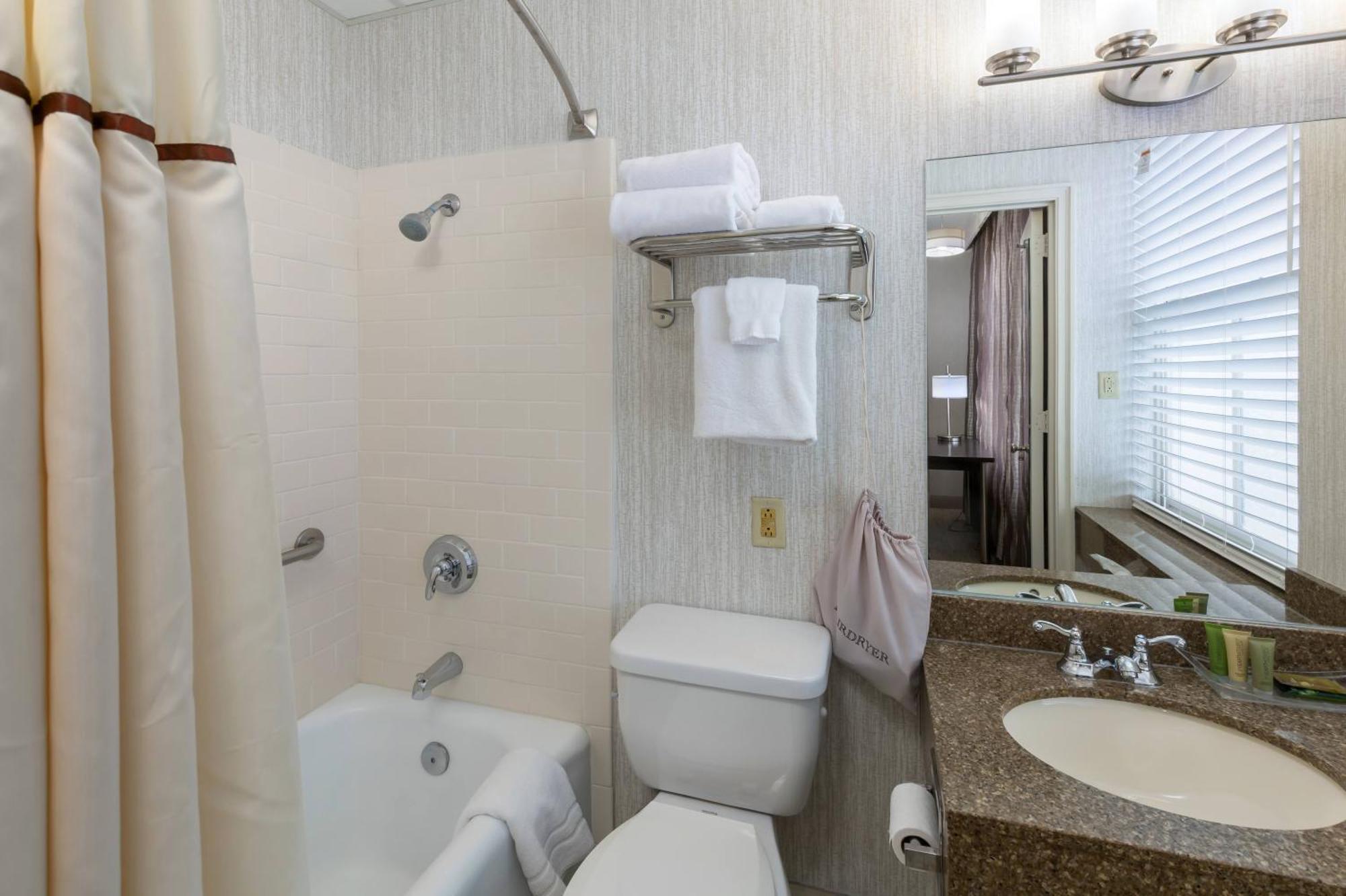 Hotel Park Place & Conference Center 3*