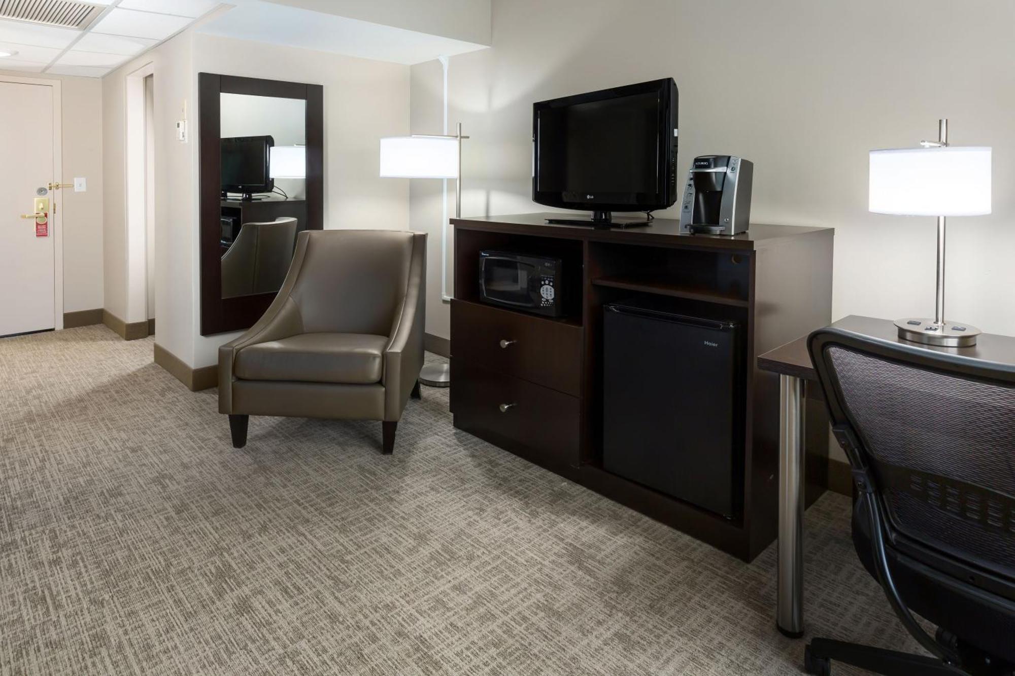 Hotel Park Place & Conference Center 3*