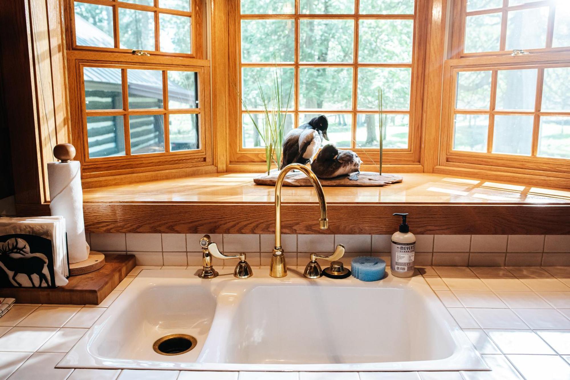 Villa Natures Beauty At Forks River 1bdr With Loft 8895 Traverse City
