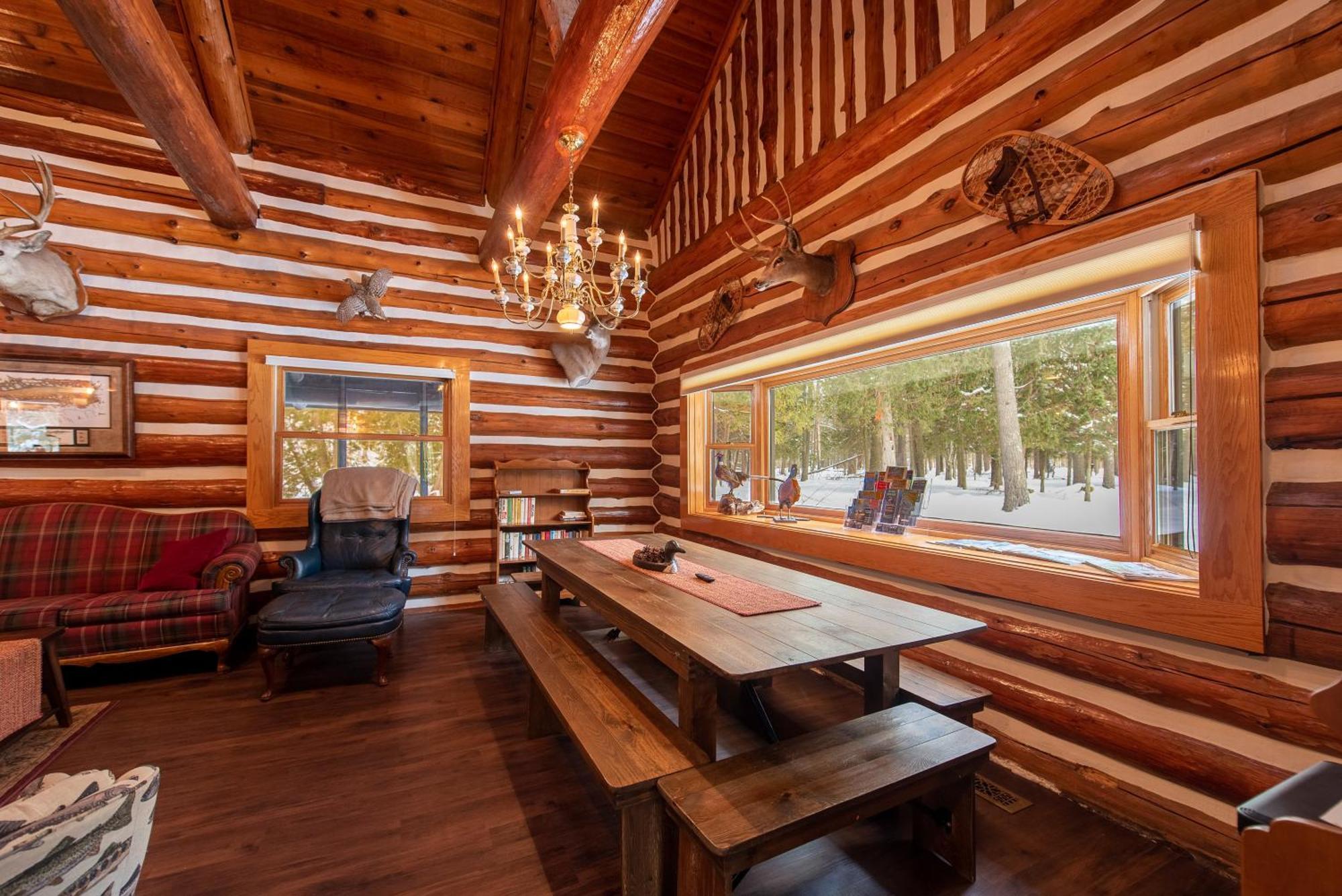 Villa Natures Beauty At Forks River 1bdr With Loft 8895 Traverse City