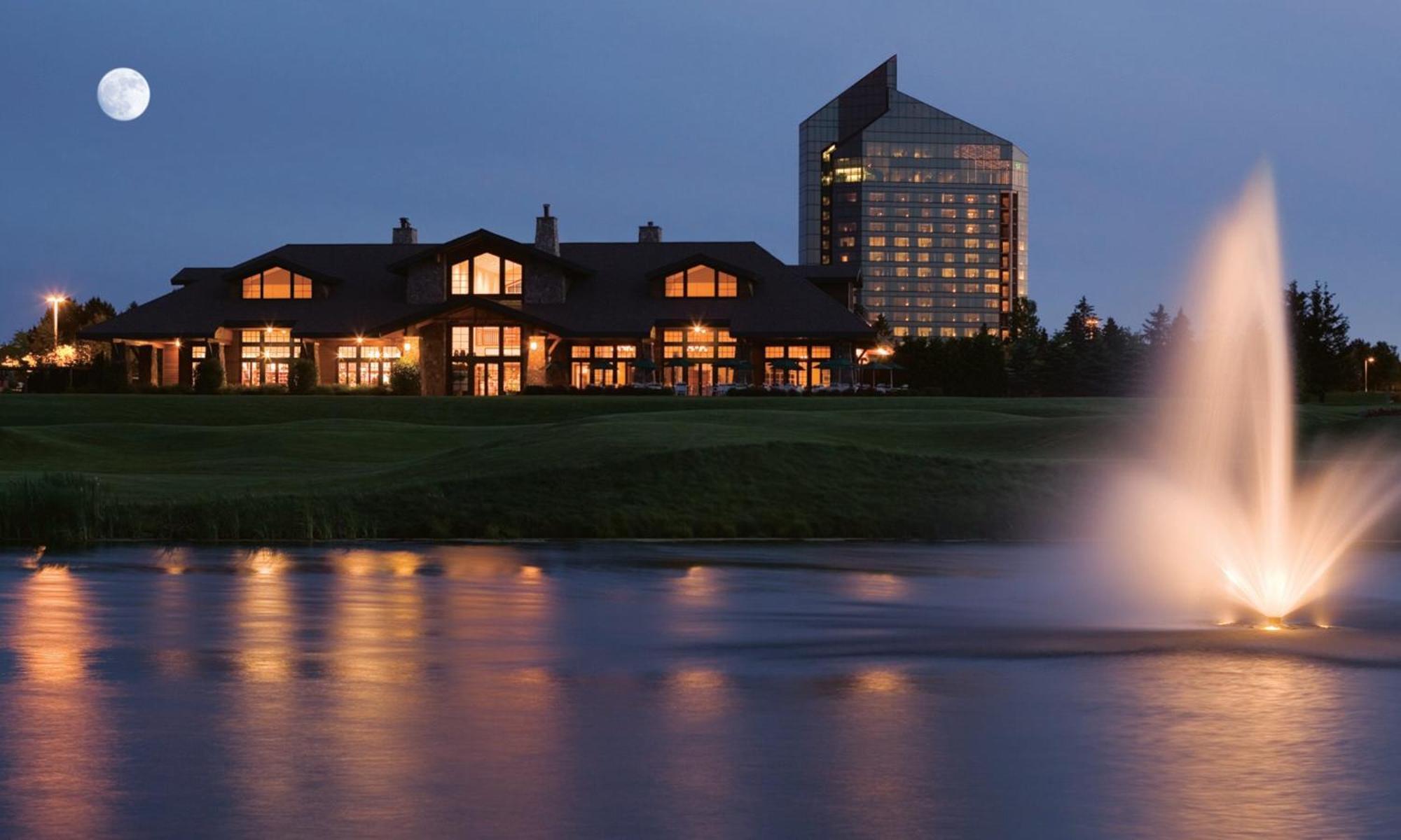 Gorgeous View Deluxe At The Shores * Traverse City