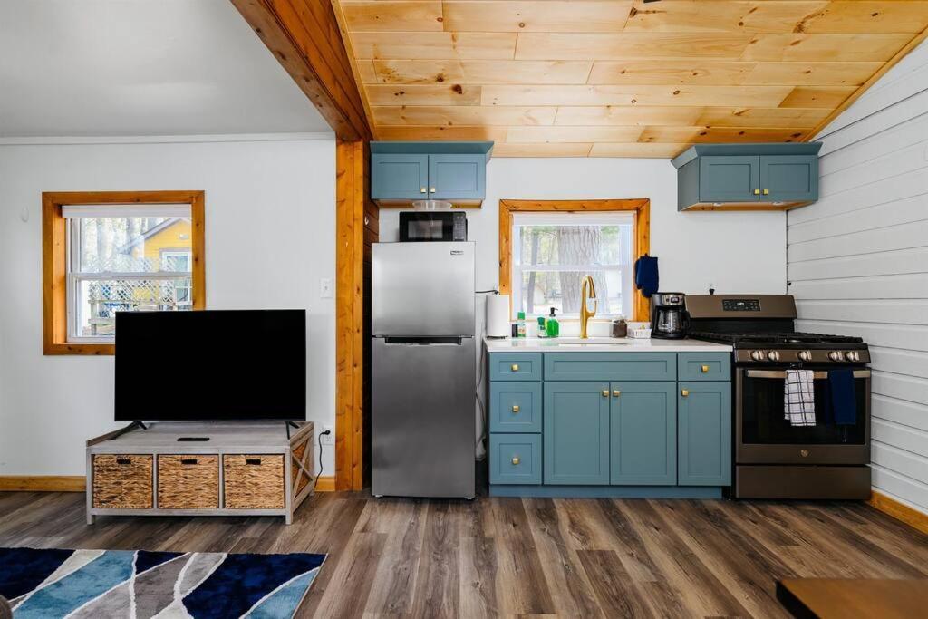 Cozy On Arbutus Holiday home Traverse City