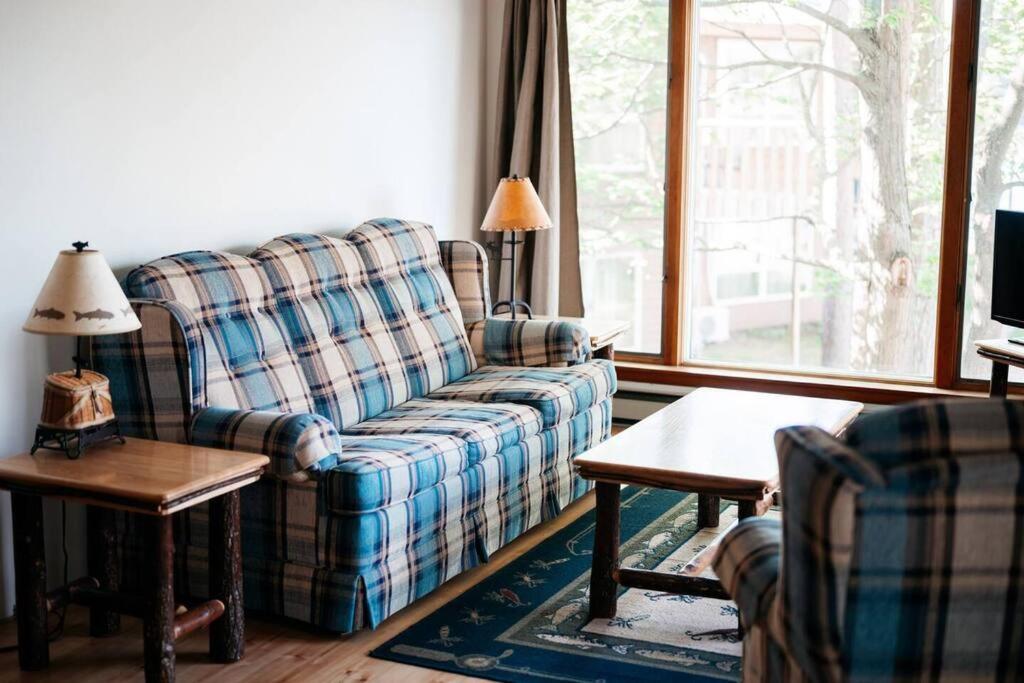 Tc With Pontoon & Sup - Sleeps 6! Holiday home