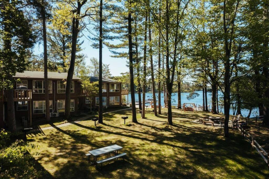Holiday home With Pontoon - Family Friendly *