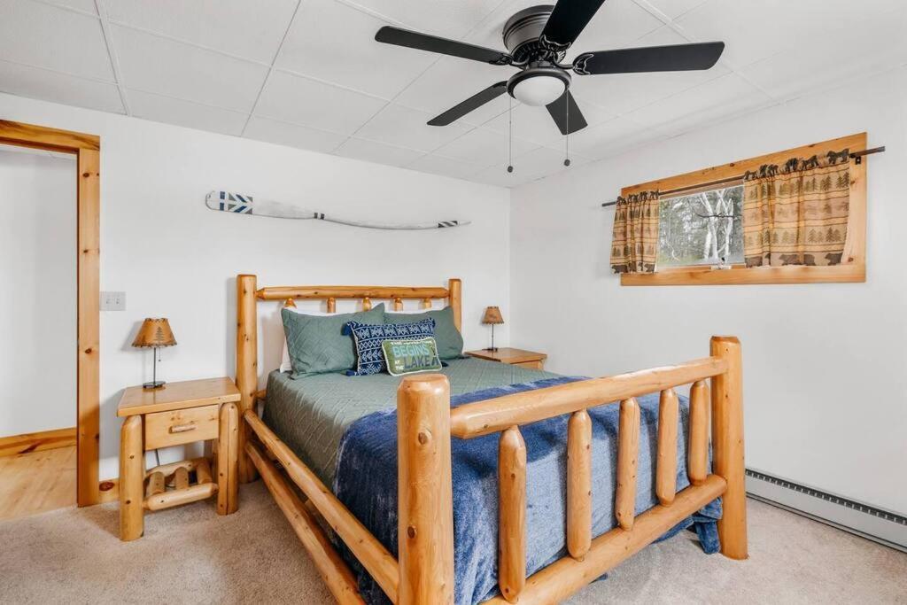 Lakeside By Tc-pontoon Rentals-sandy Holiday home *