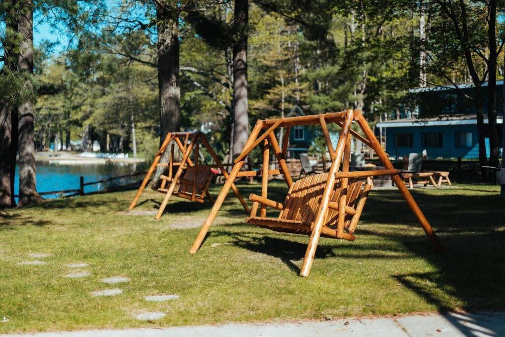 Lakeside By Tc-pontoon Rentals-sandy * Traverse City