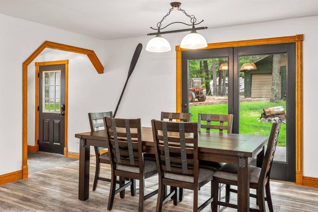 Holiday home Spacious 3 Bedroom On Arbutus *