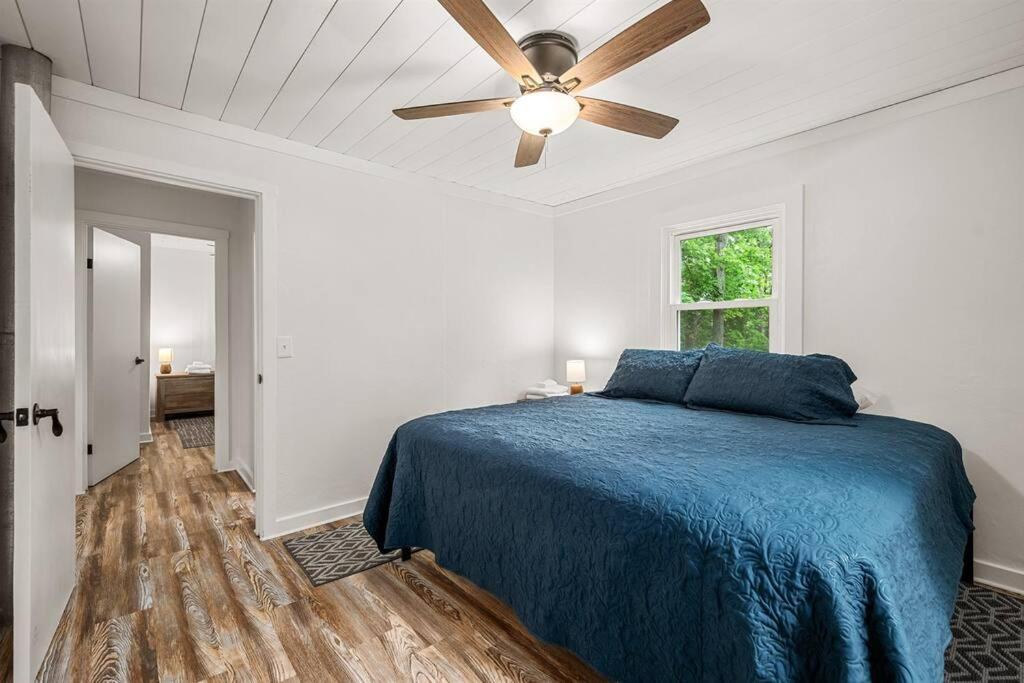 Spacious 3 Bedroom On Arbutus Holiday home Traverse City