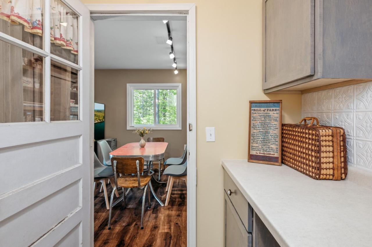 Front-fishing-all Sports Bass Sanctuary Holiday home *