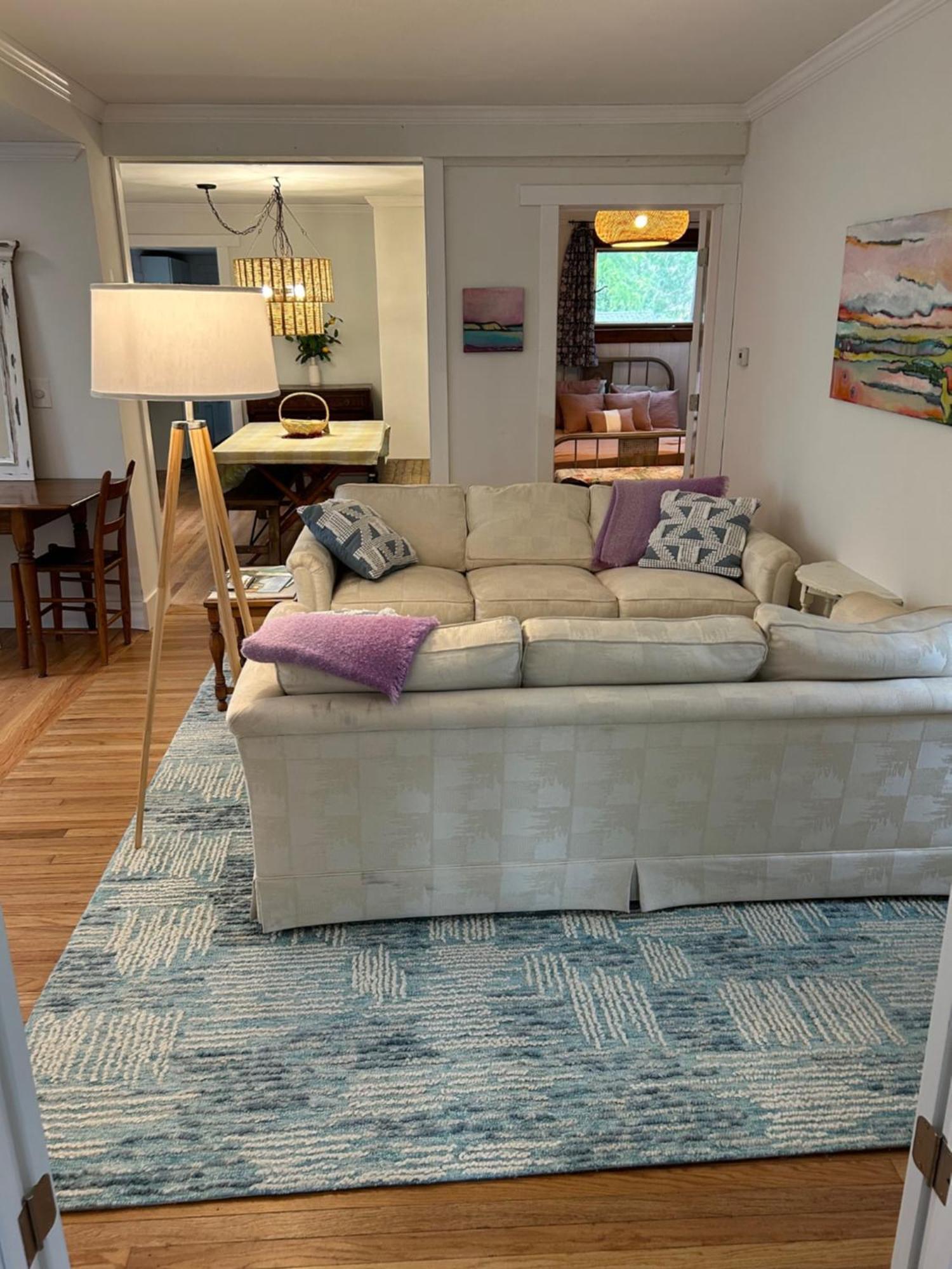 Suzy Q's Cozy Downtown Retreat Holiday home *