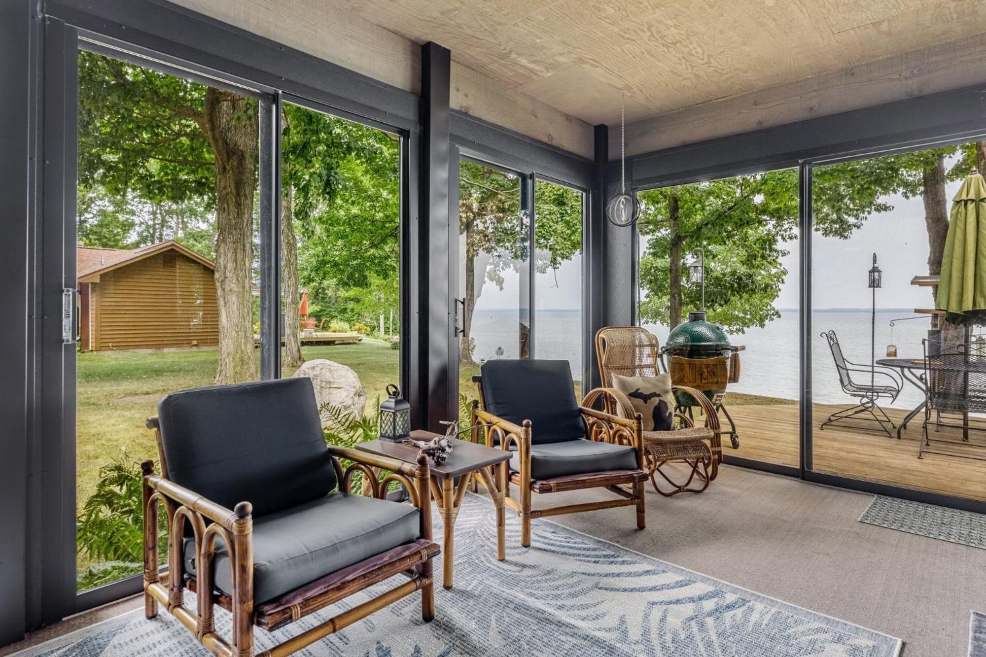 Smokey Hollow's Secret Hot Tub Ac Holiday home