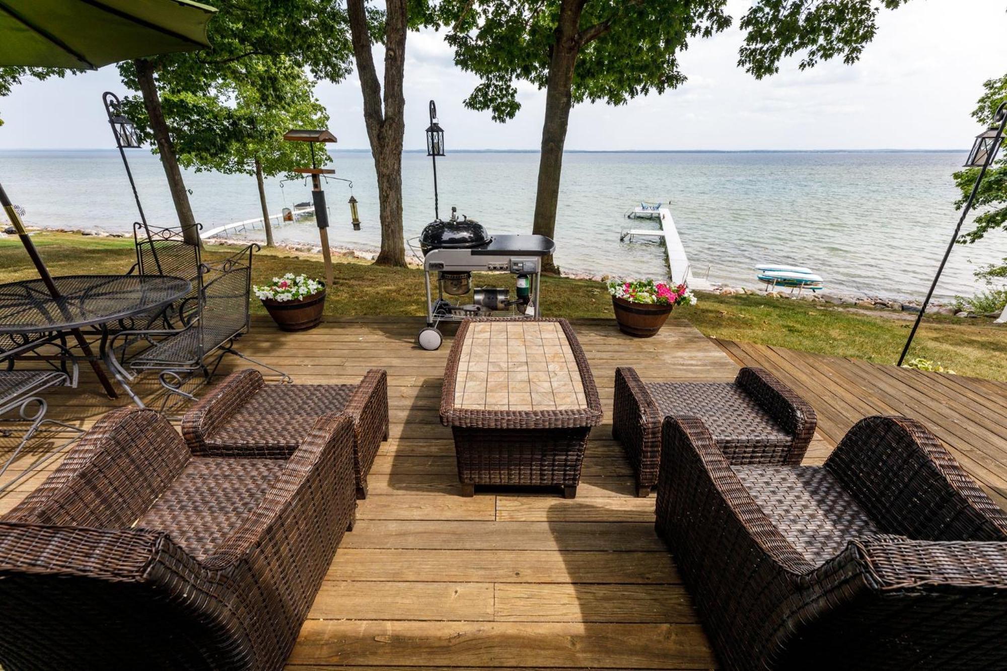 Smokey Hollow's Secret Hot Tub Ac Traverse City