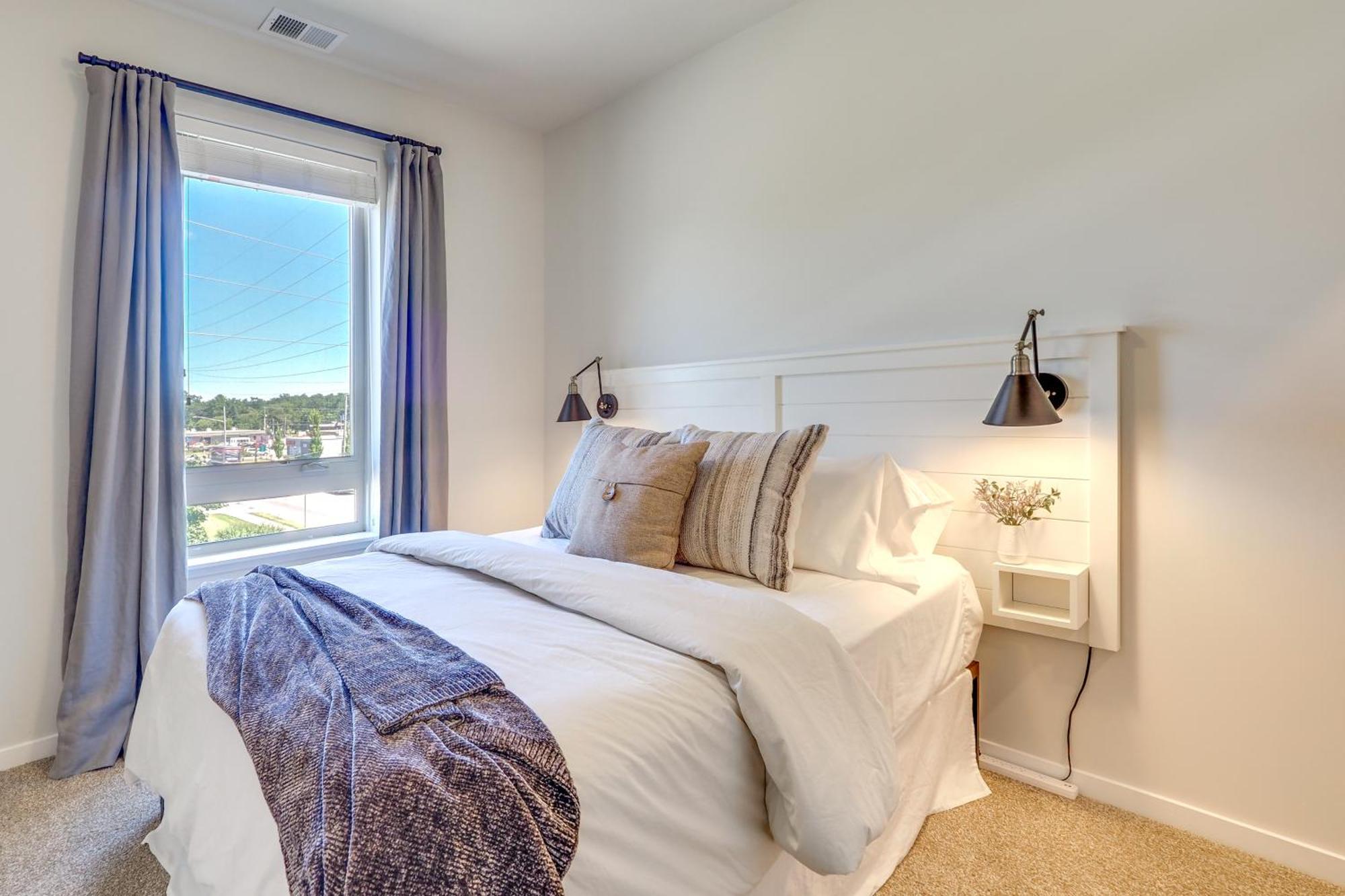 Apartment Near And Downtown In Traverse City!