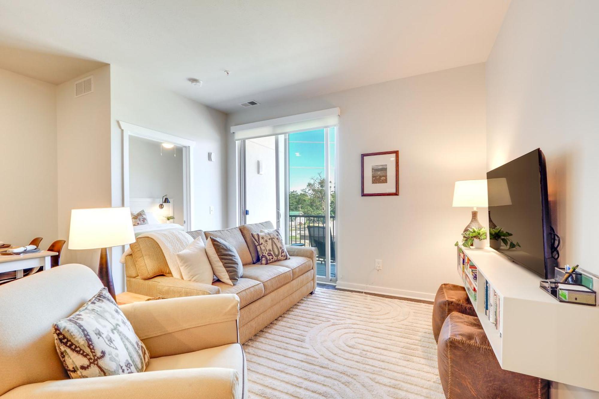 Apartment Near And Downtown In Traverse City!