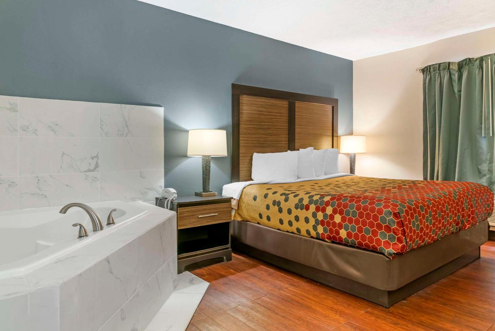 Lodge Econo