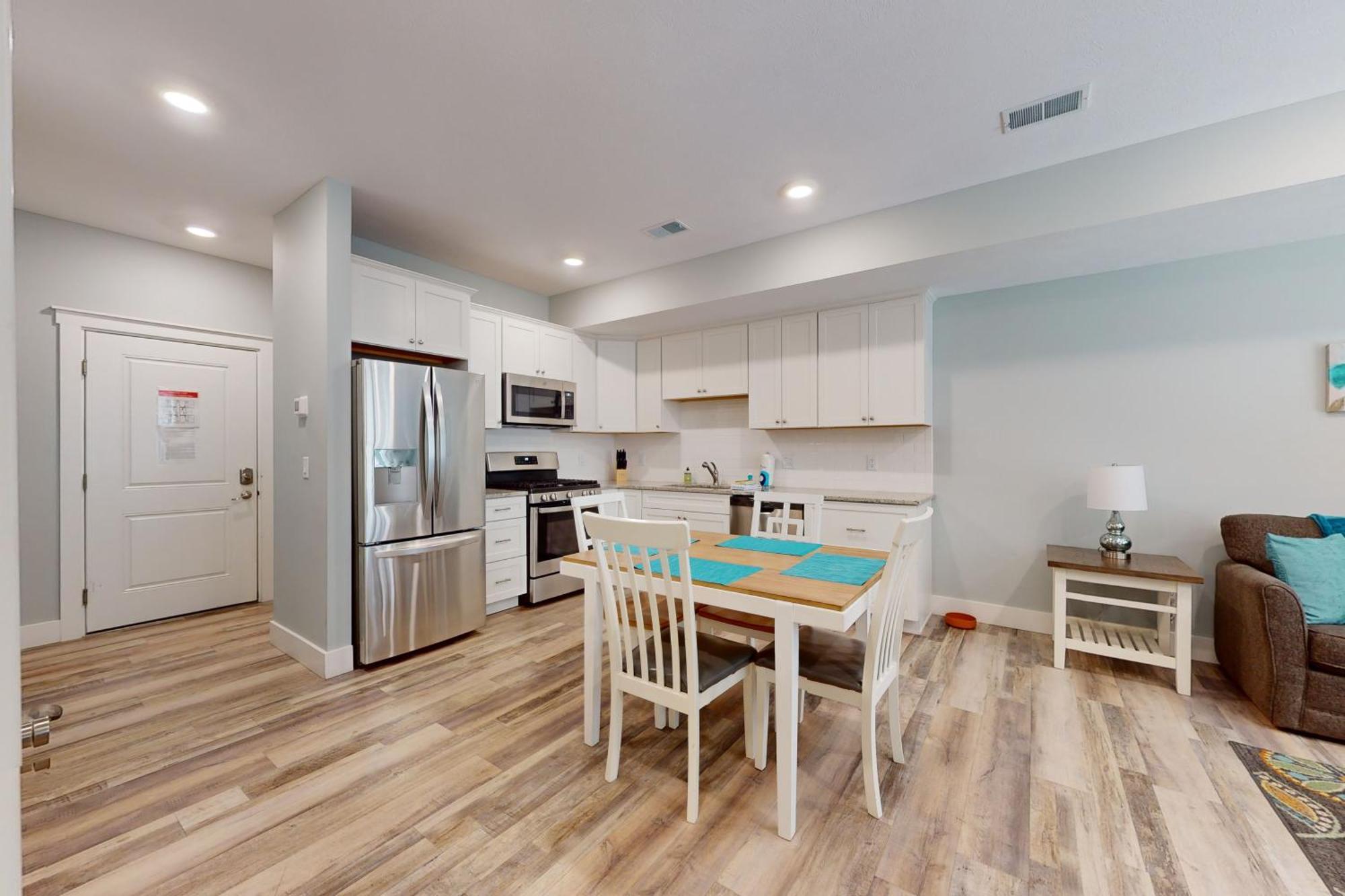 Cozy Tc Bay Apartment *