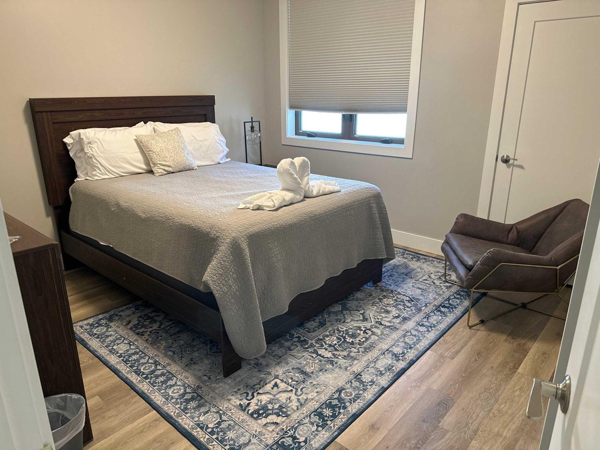 Trendy Downtown Condo-walk To It Capri 315 Holiday home Traverse City