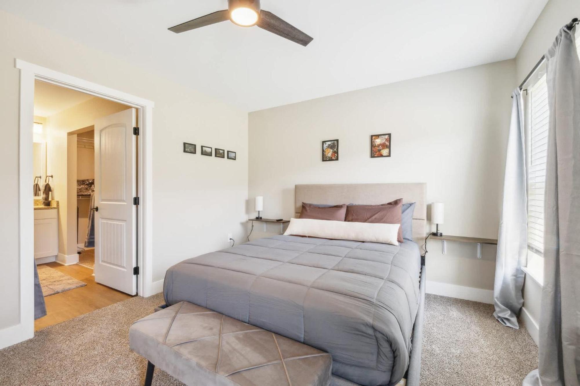 A Pet Friendly Cozy In Traverse Holiday home *
