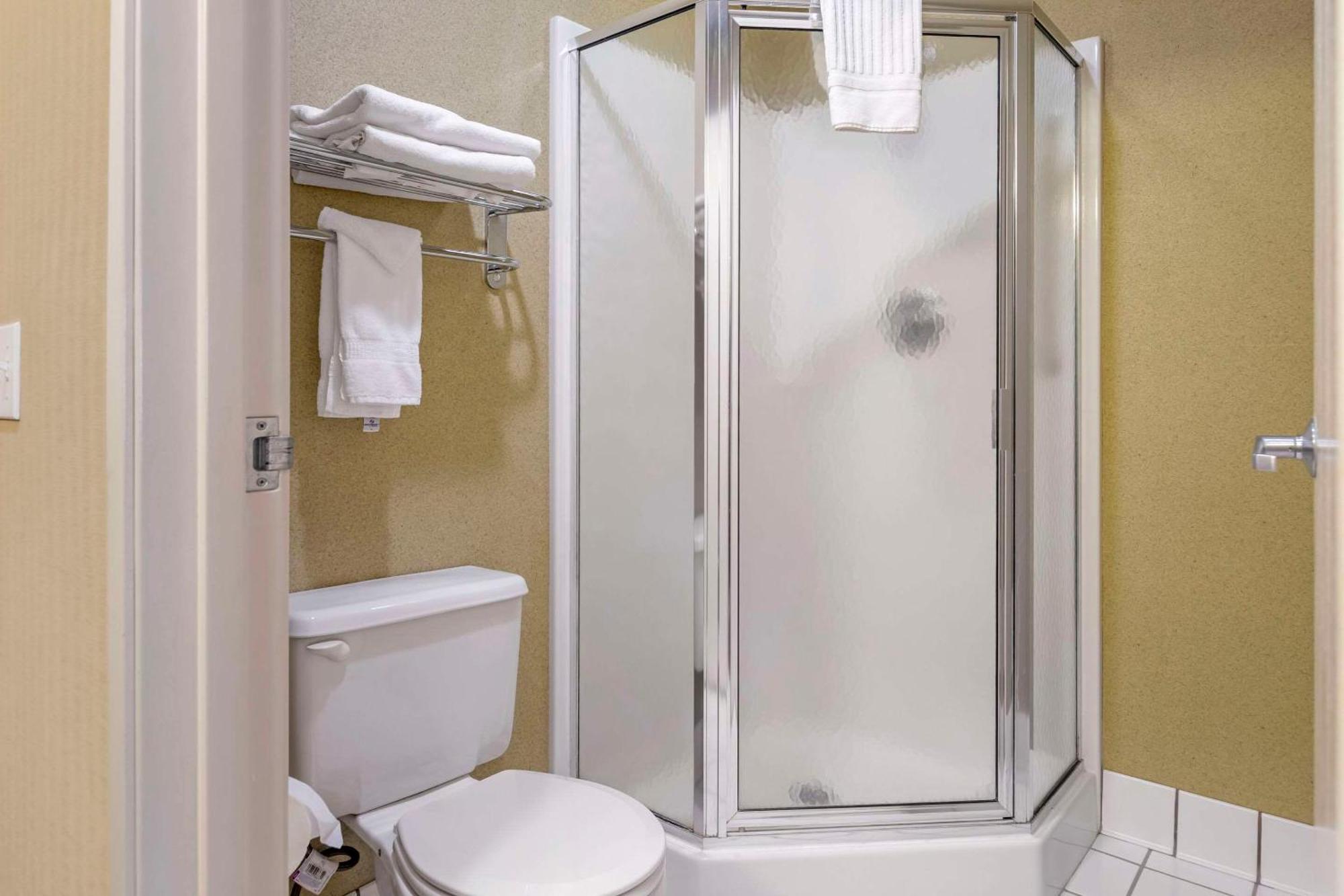 Inn Comfort Traverse Traverse City