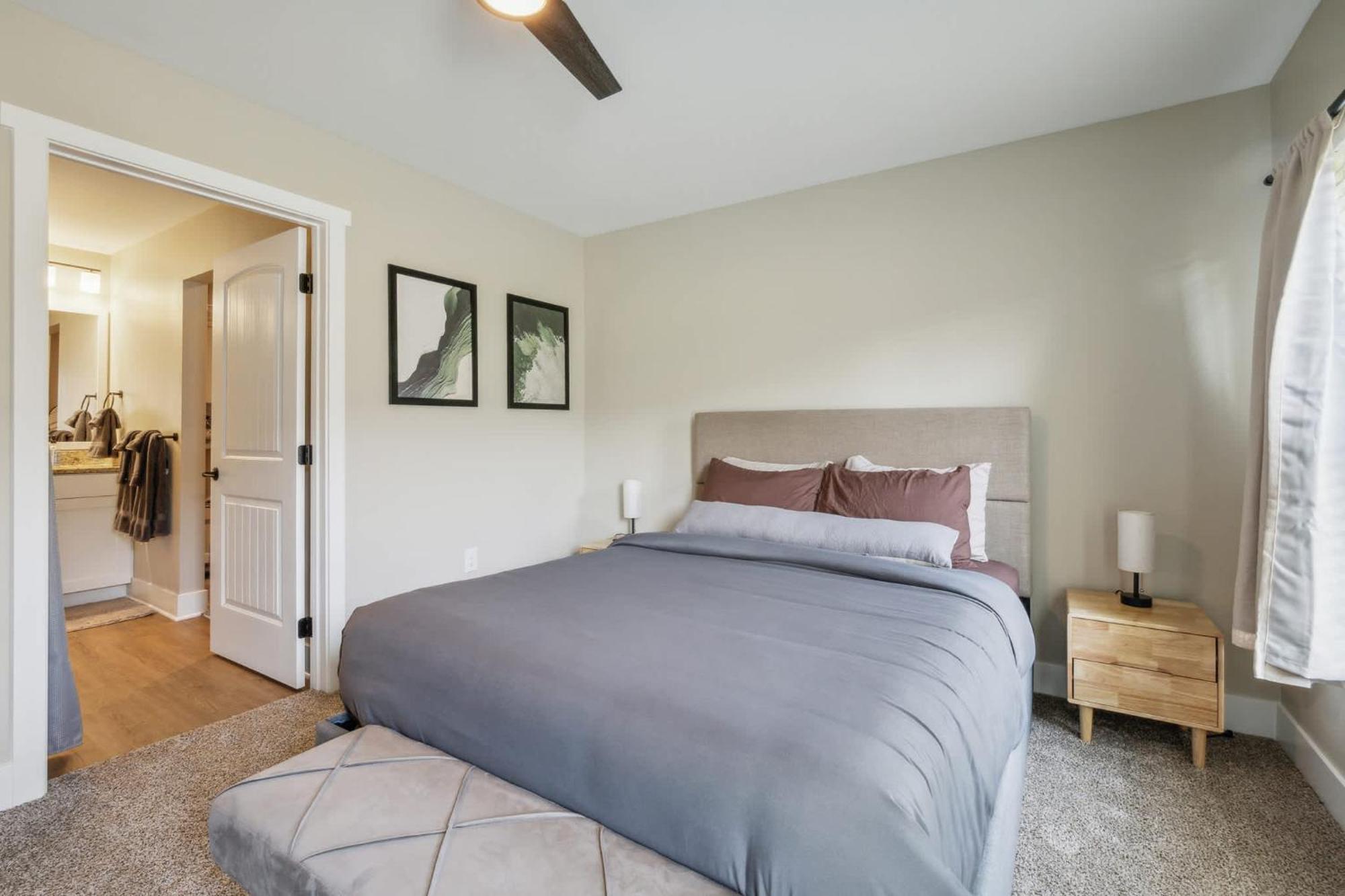 A Pet Friendly Cozy In Traverse Holiday home *