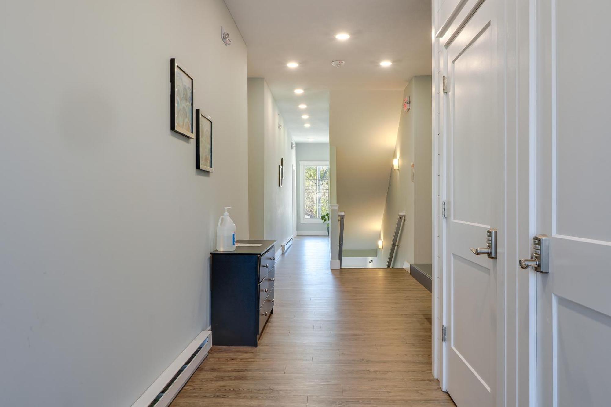 Apartment Walk To Shops On Front Street Traverse *