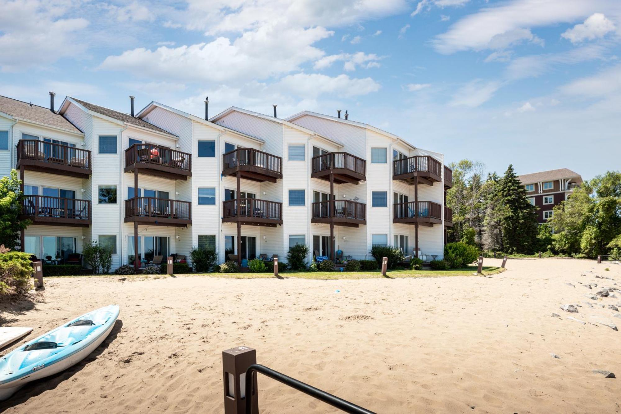 Bayfront Bliss At The Traverse City
