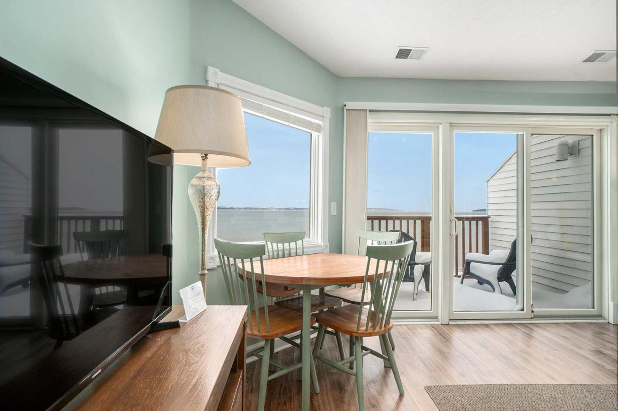 Holiday home Beachside 325 Waterfront *