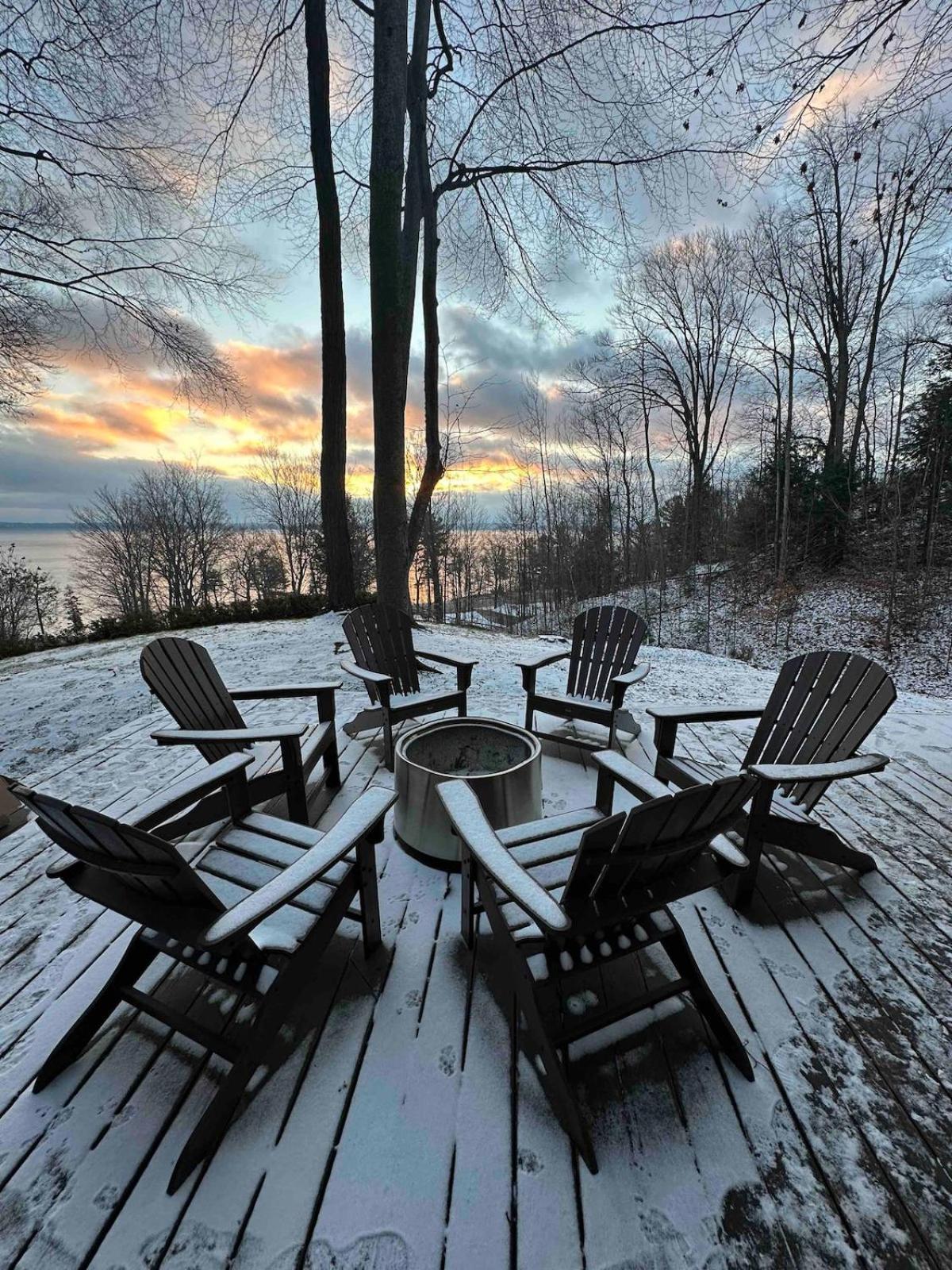 Holiday home Luxury Estate Overlooking Water Traverse City