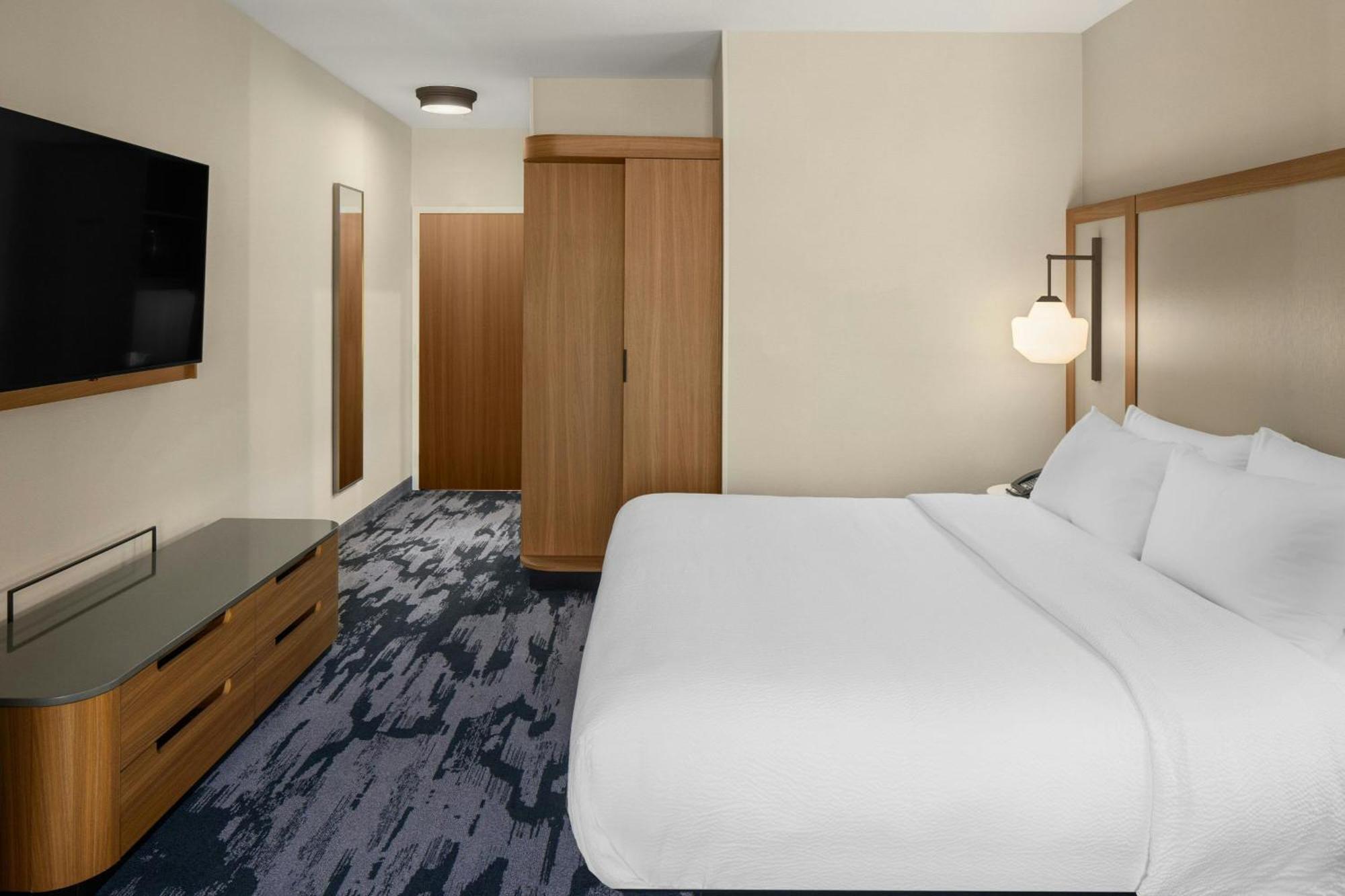 Fairfield By Marriott & Traverse Traverse City