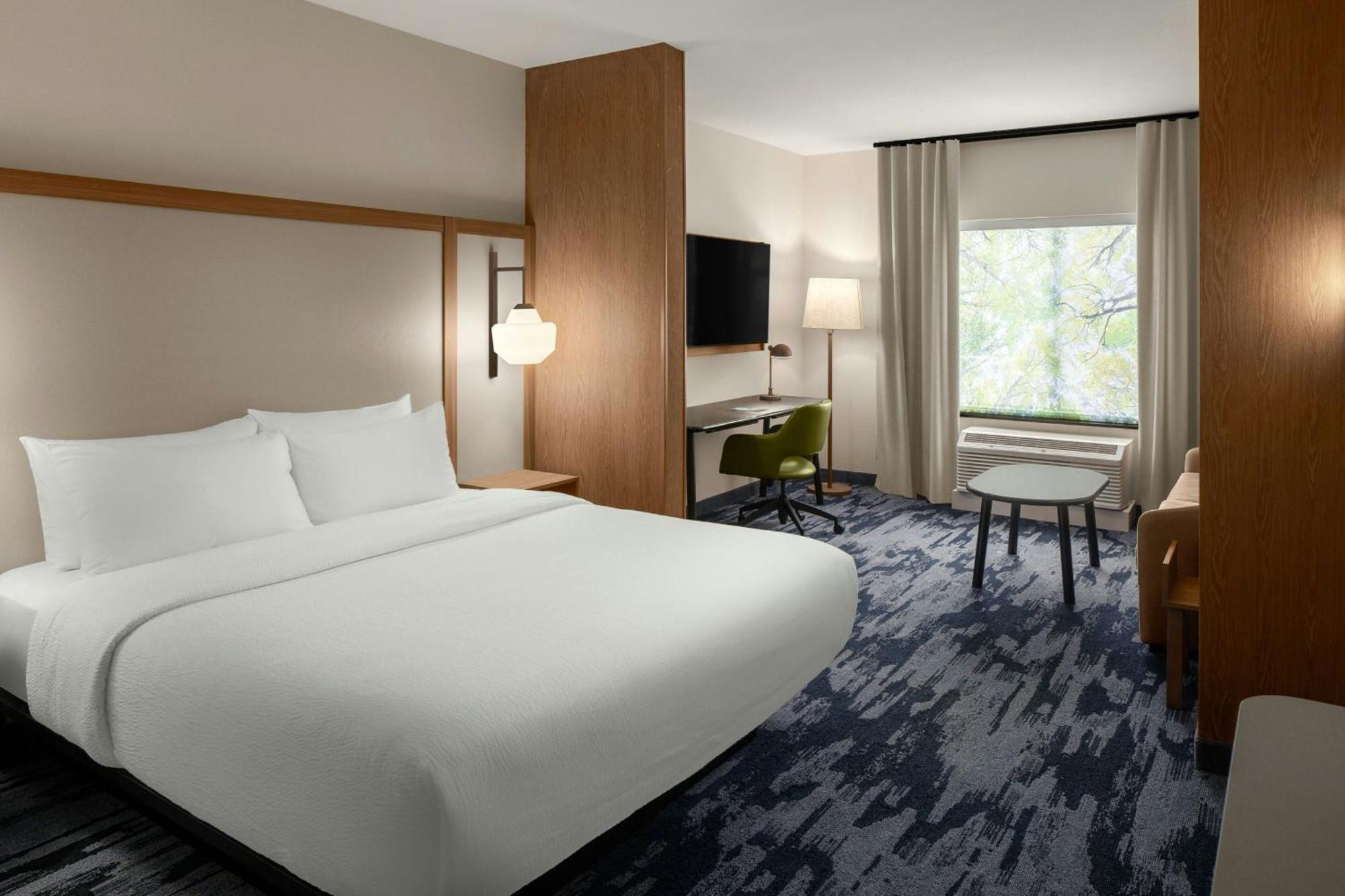 Fairfield By Marriott & Traverse * Traverse City