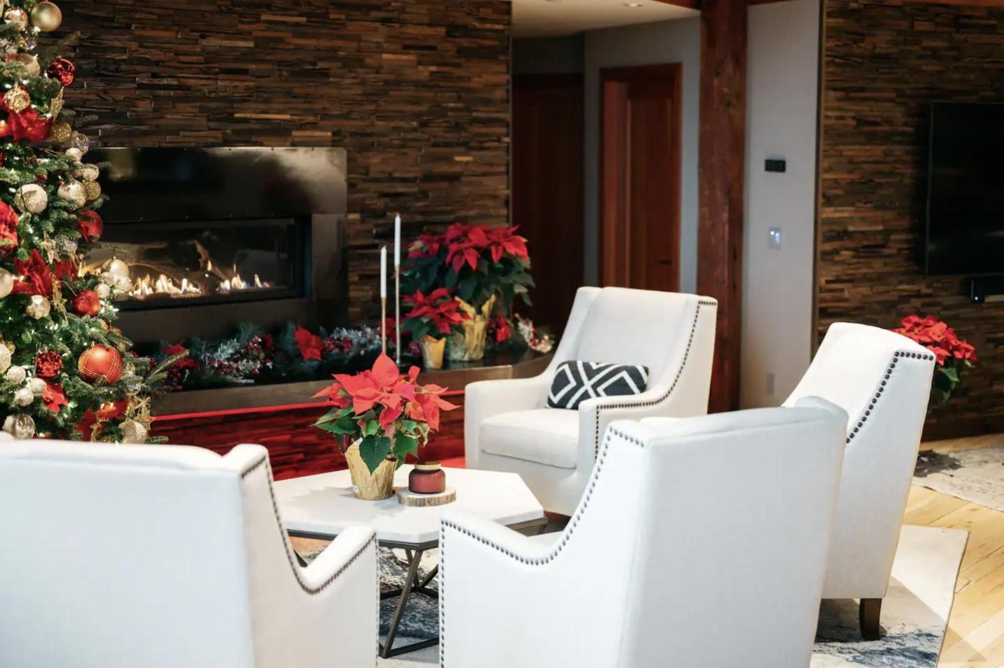 Exquisite One Of A Kind 3bdr Penthouse In Downtown Tc 2783 *