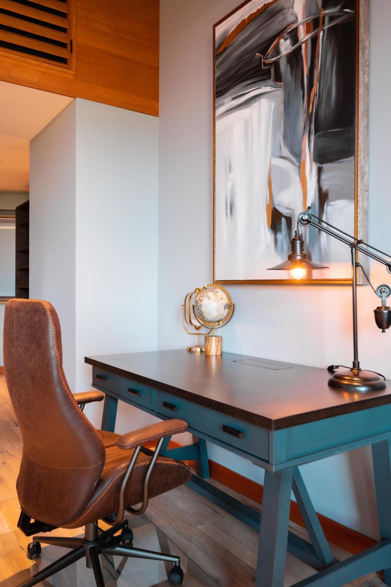 Exquisite One Of A Kind 3bdr Penthouse In Downtown Tc 2783