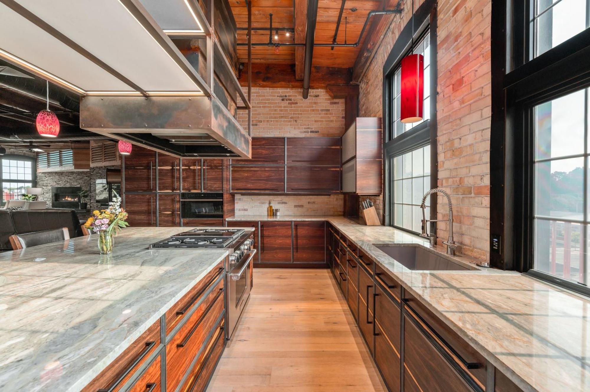 Exquisite One Of A Kind 3bdr Penthouse In Downtown Tc 2783 Holiday home Traverse City