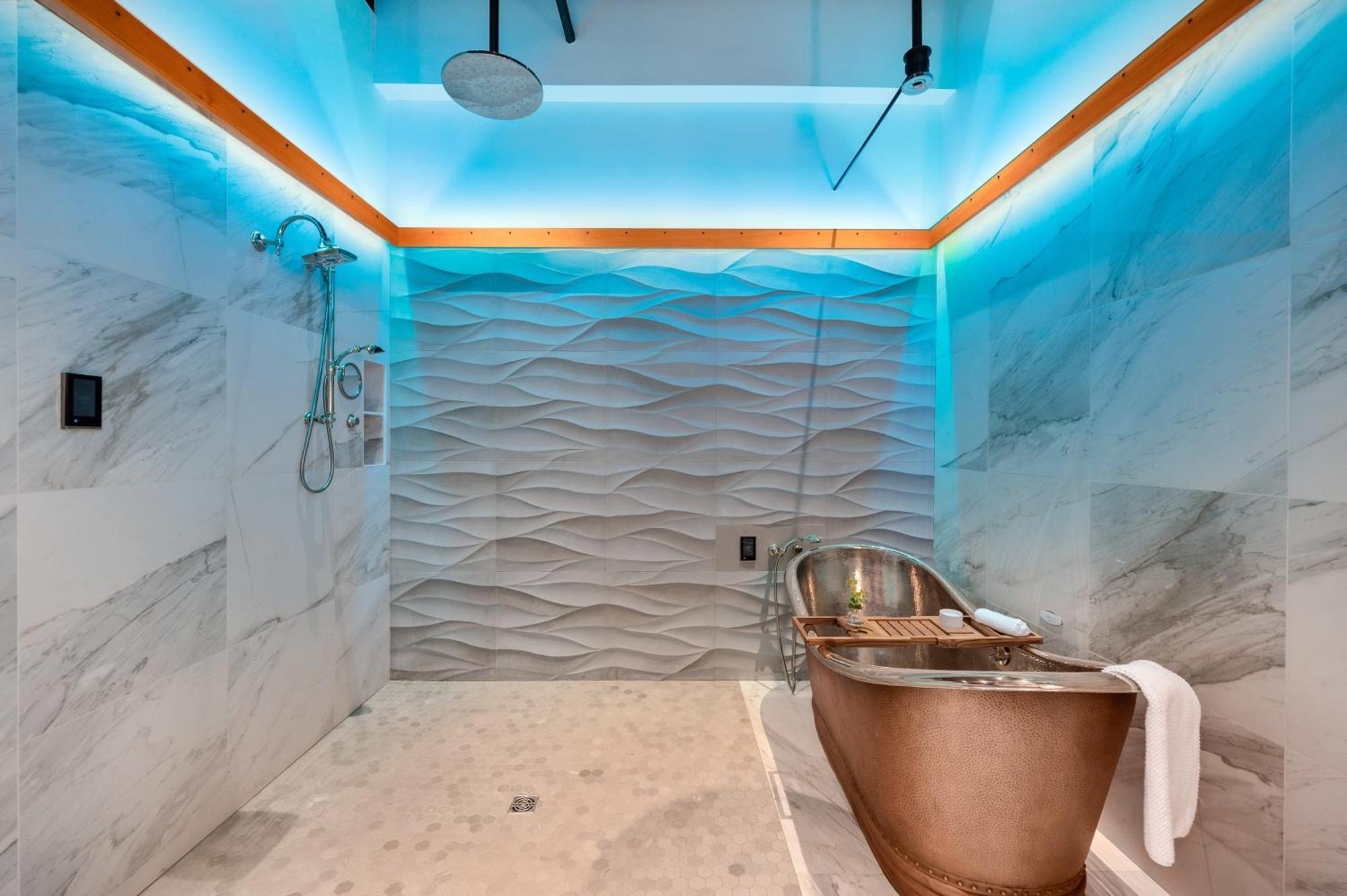 Exquisite One Of A Kind 3bdr Penthouse In Downtown Tc 2783 Traverse City