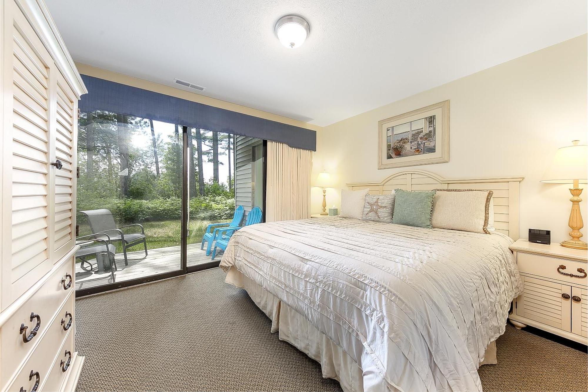 Holiday home Beautiful 2 Bedroom Lakeside At The Shores 5677